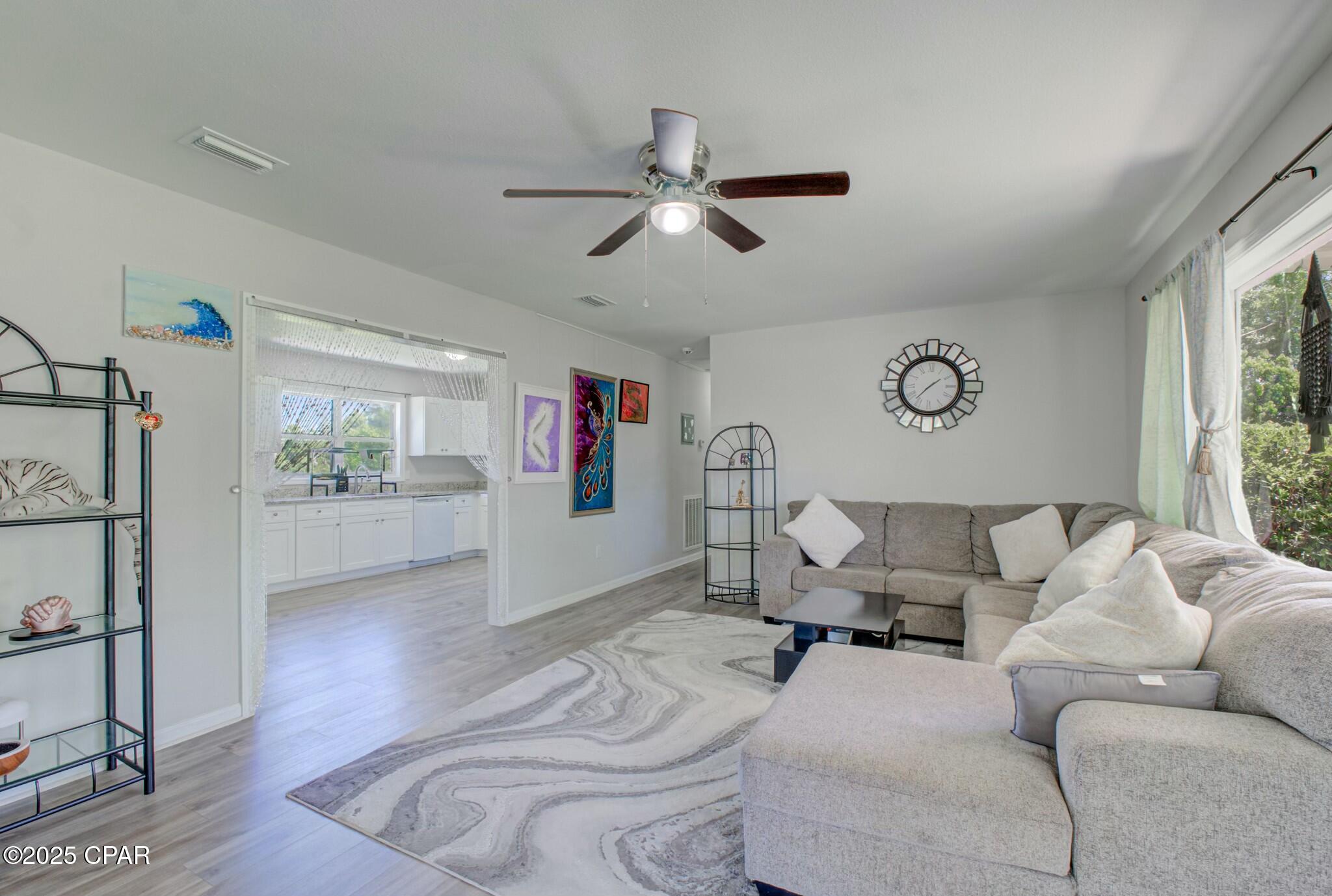 2914 Clearview Avenue