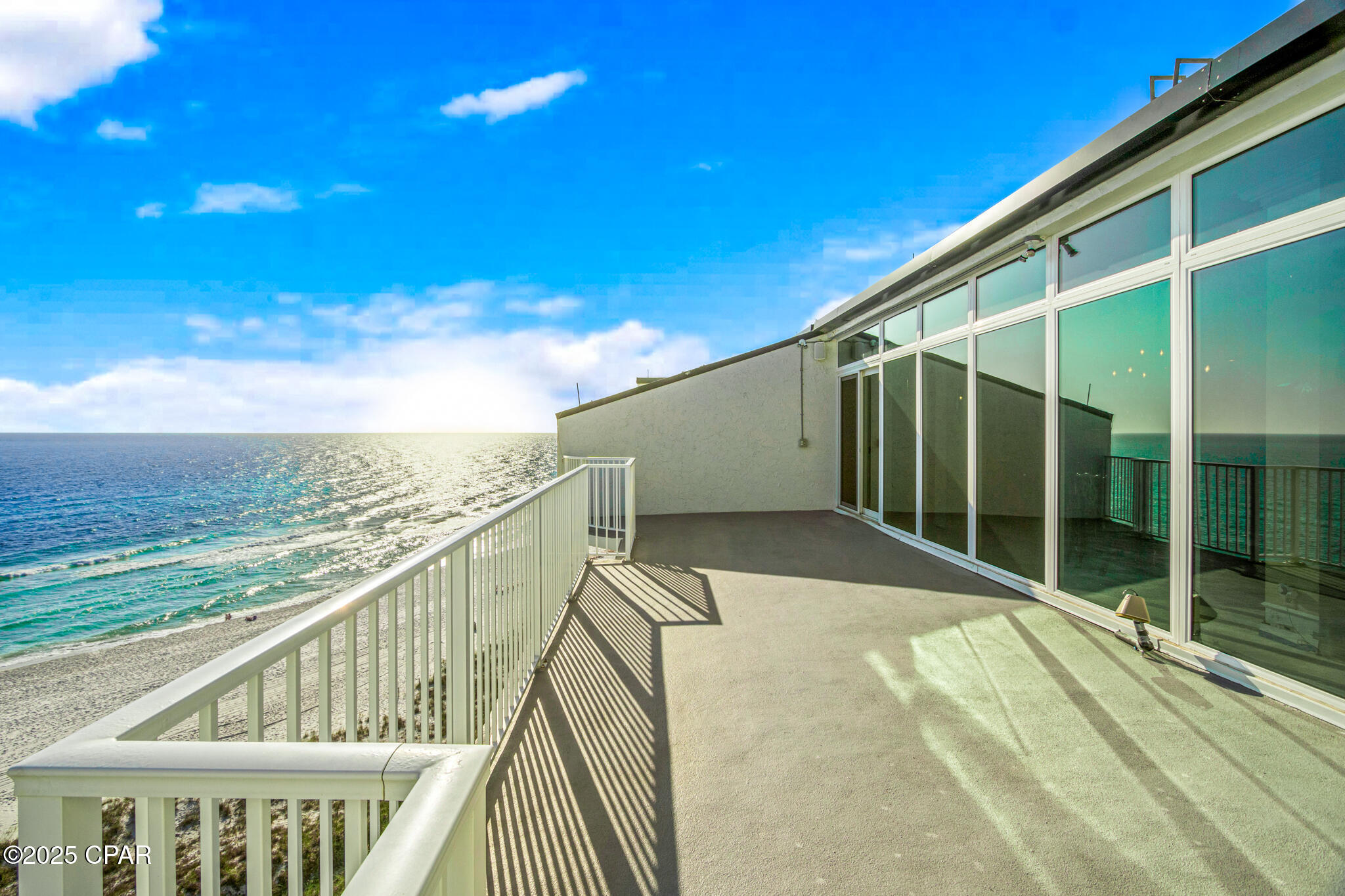 4425 Thomas Drive PH5