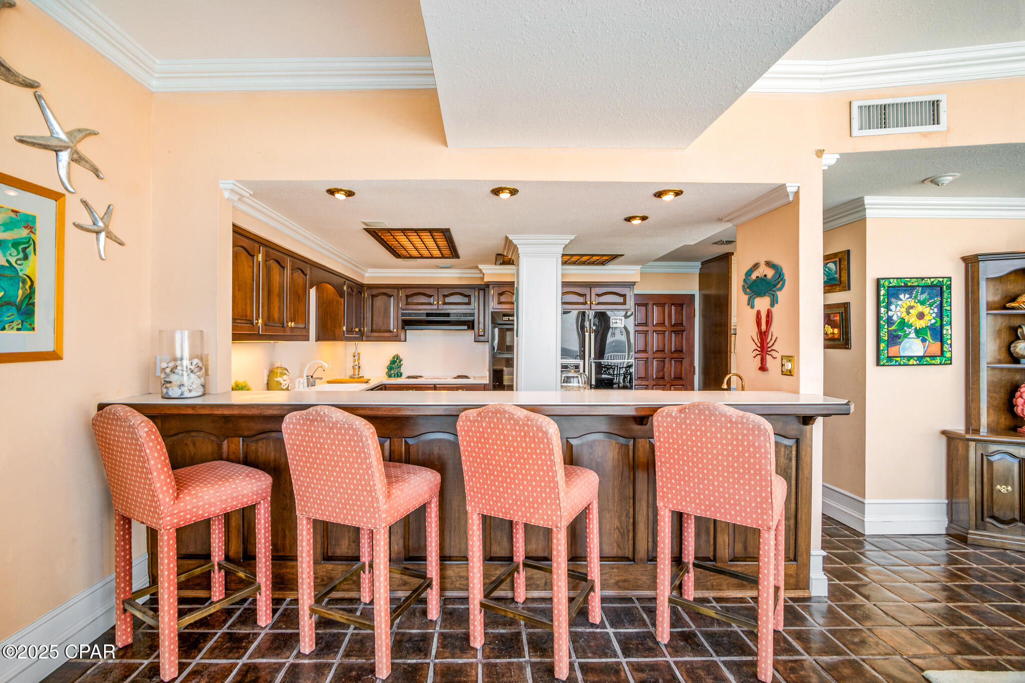 4425 Thomas Drive PH5