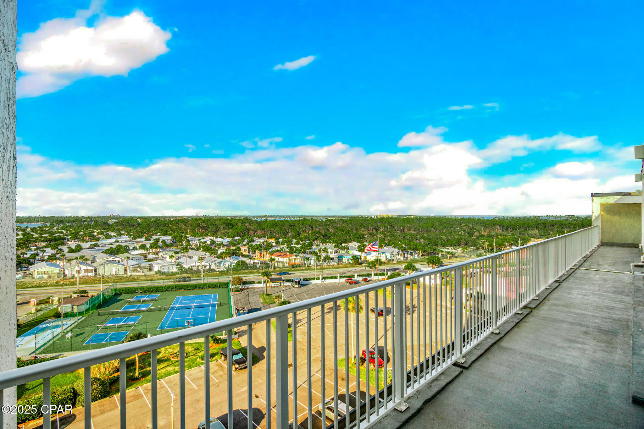 4425 Thomas Drive PH5