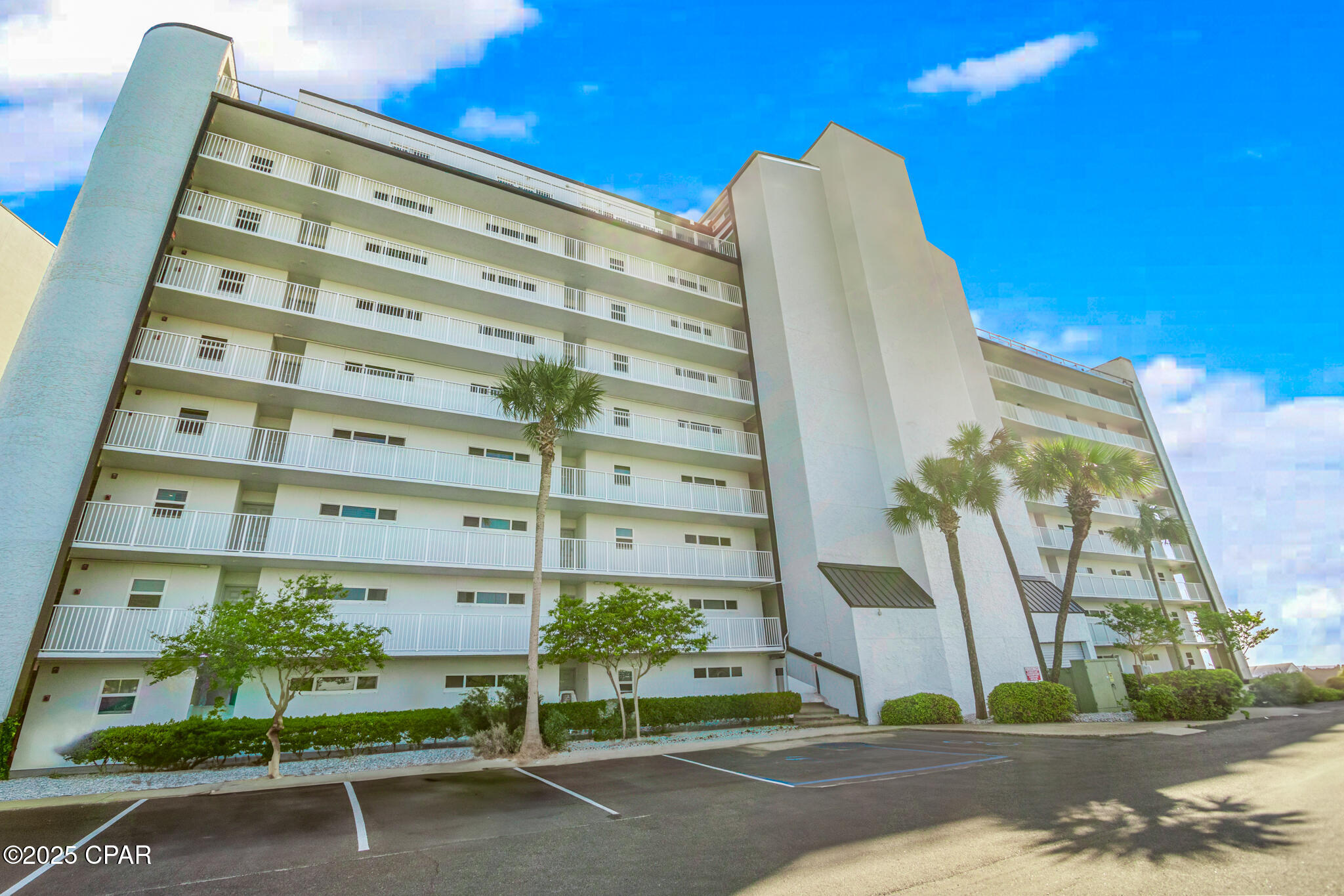 4425 Thomas Drive PH5