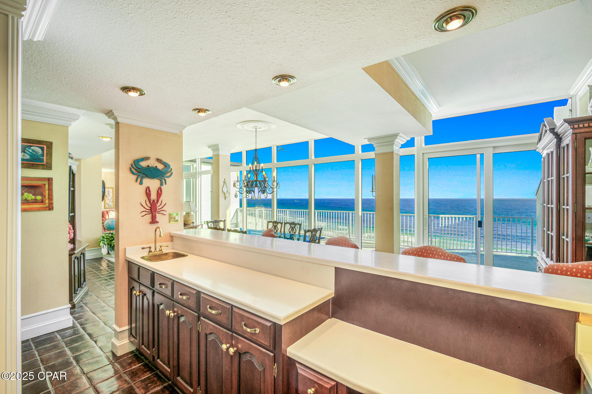 4425 Thomas Drive PH5