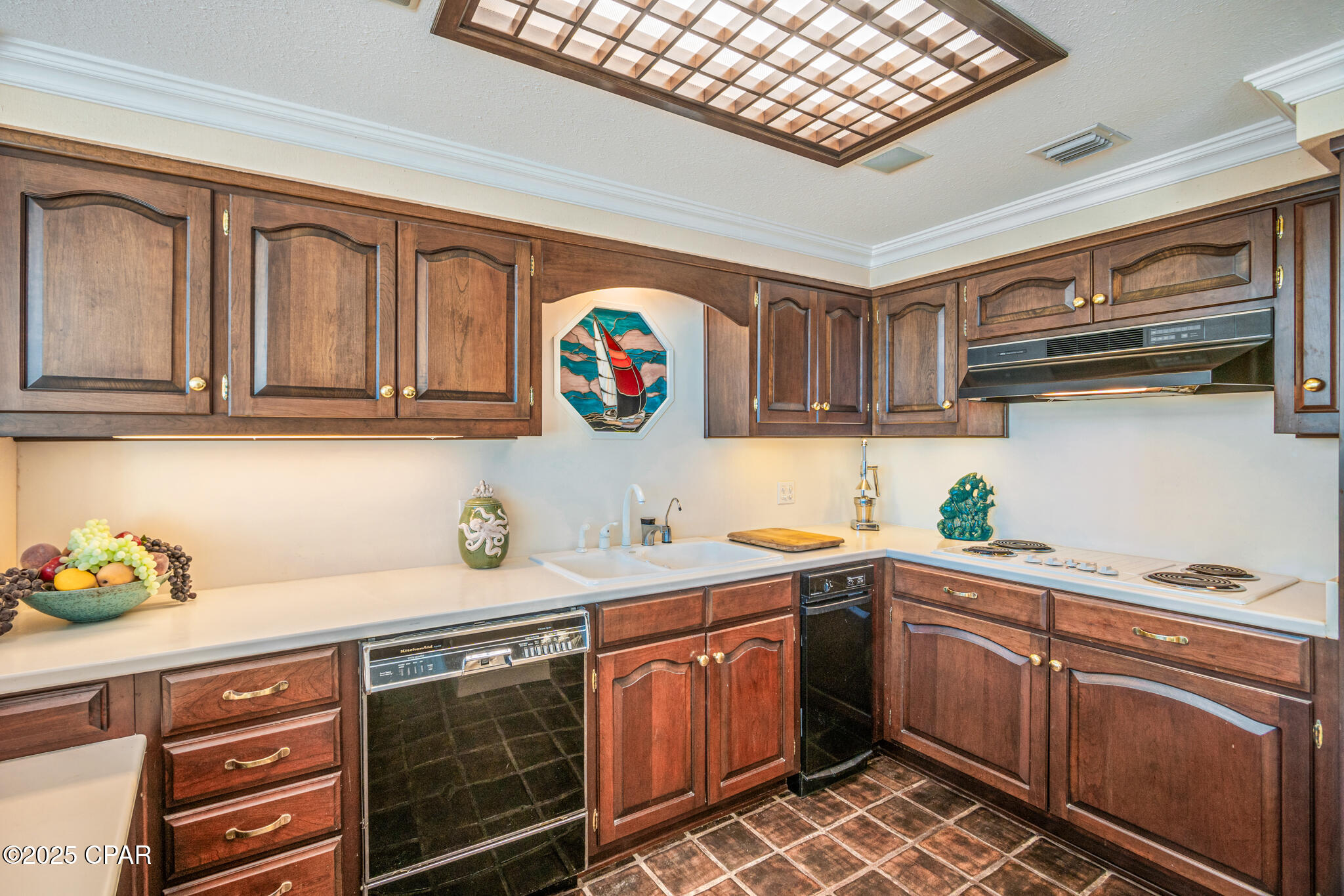 4425 Thomas Drive PH5