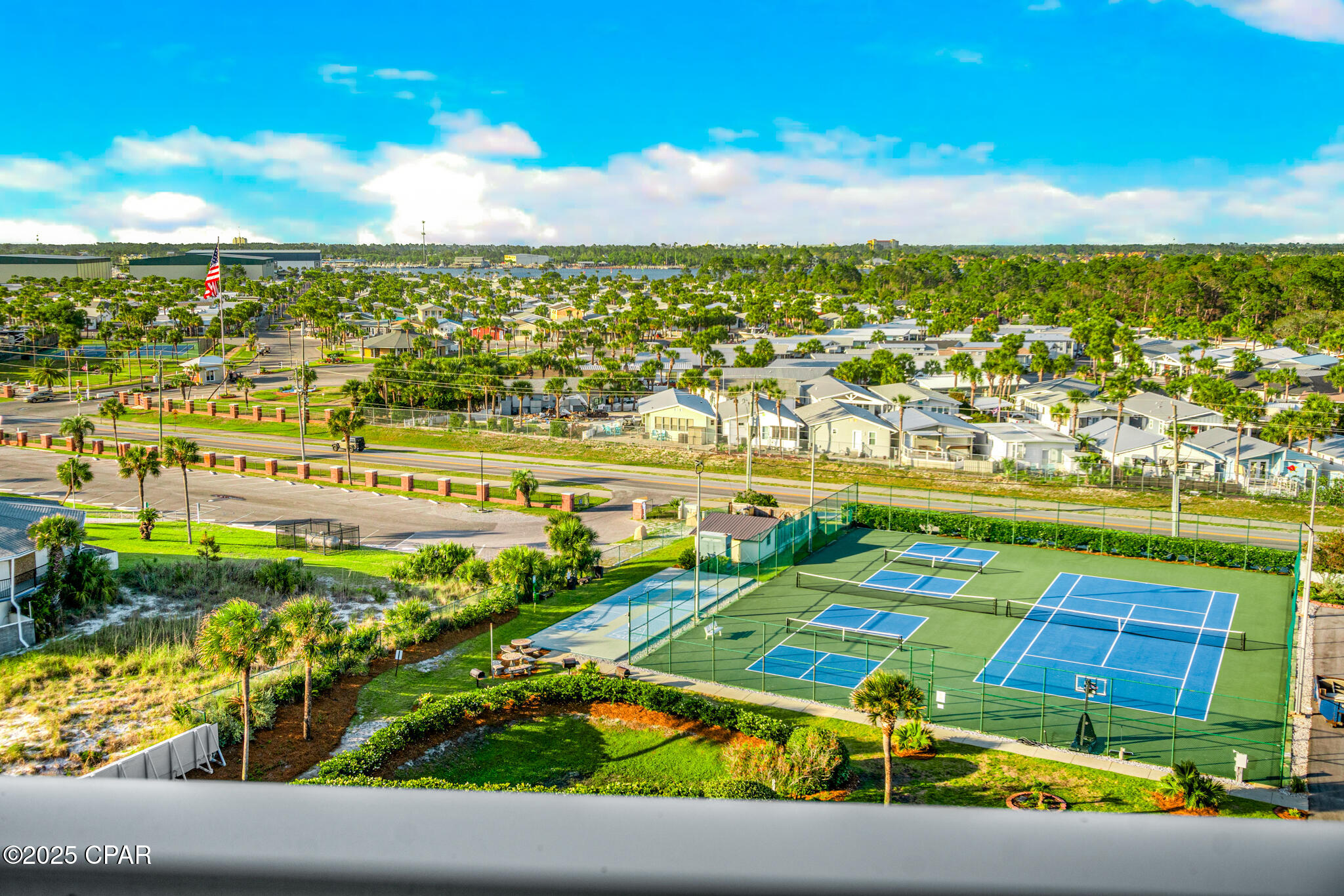 4425 Thomas Drive PH5