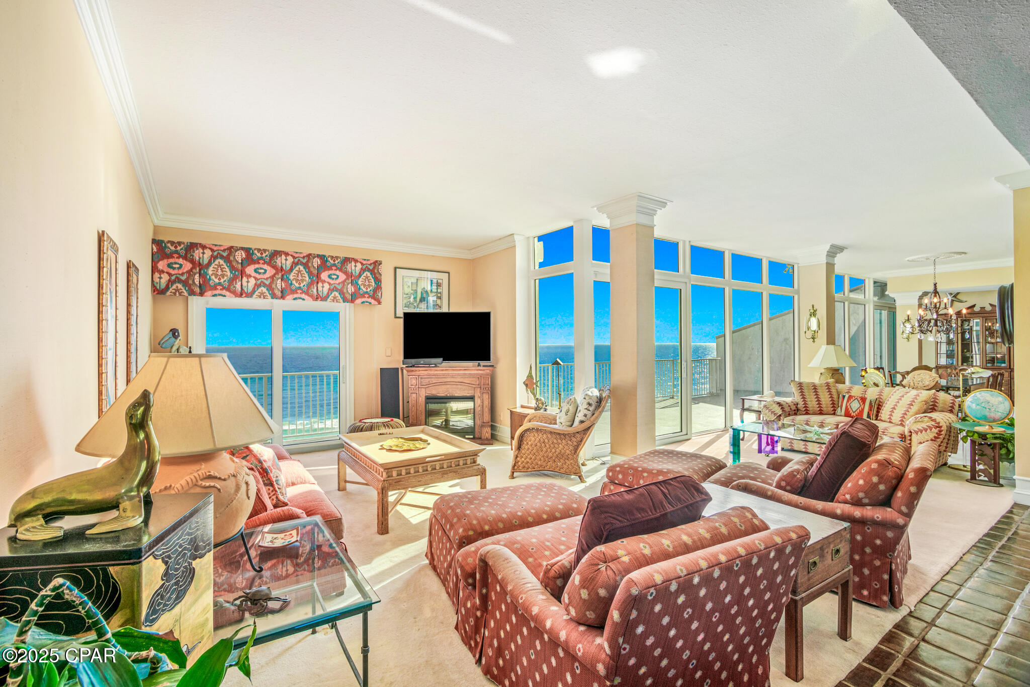 4425 Thomas Drive PH5