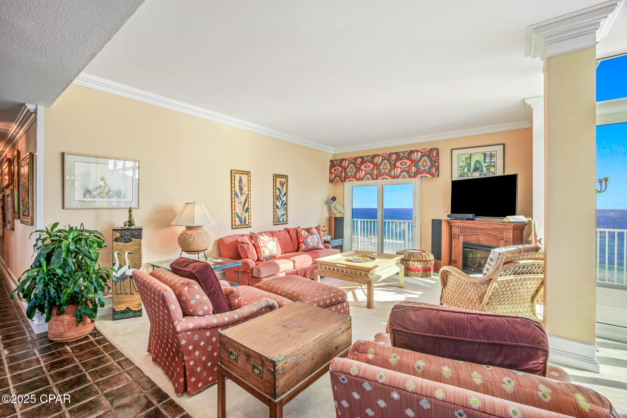 4425 Thomas Drive PH5