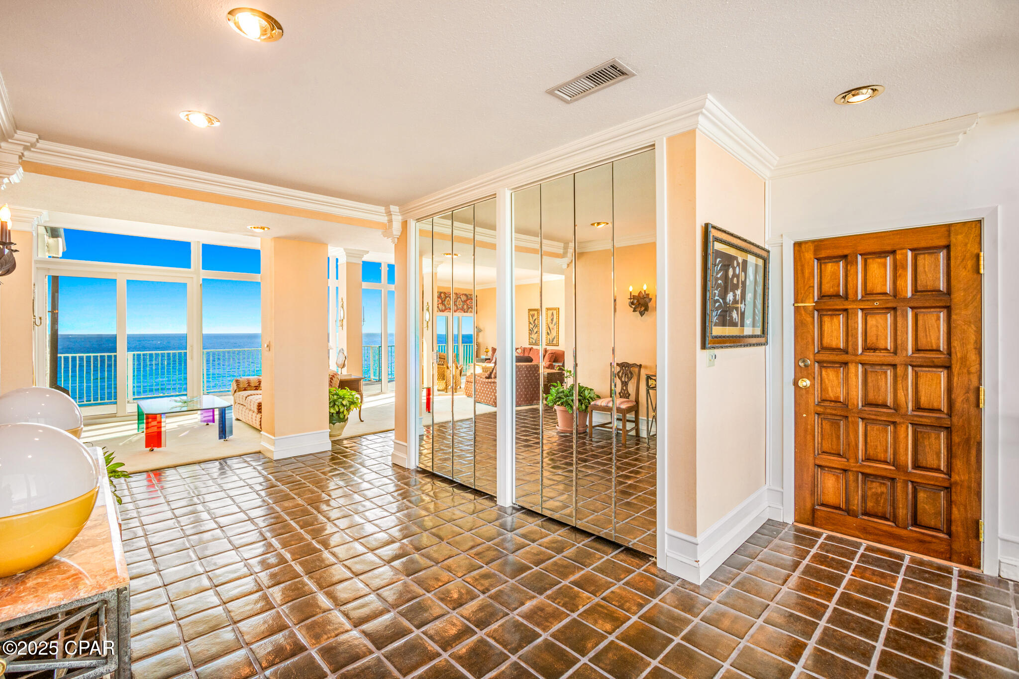 4425 Thomas Drive PH5