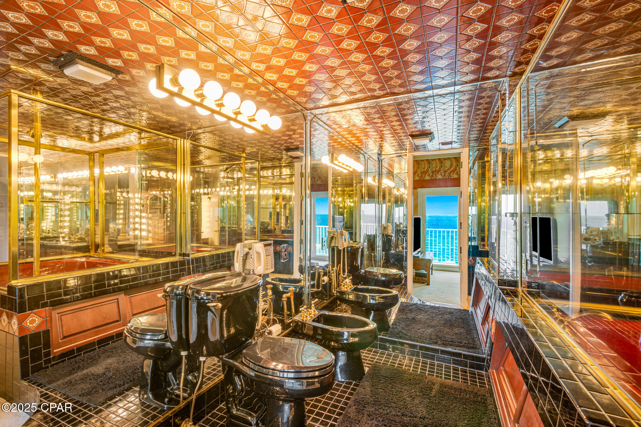 4425 Thomas Drive PH5