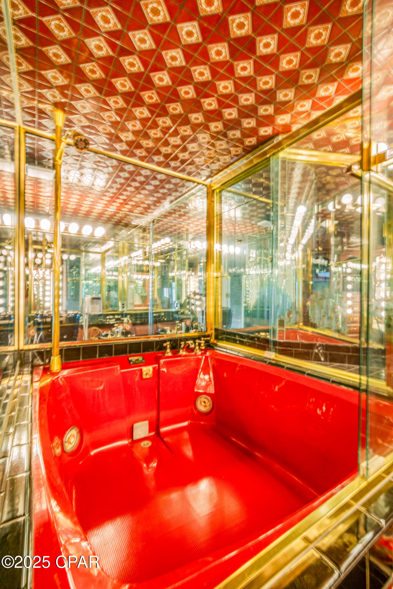 4425 Thomas Drive PH5