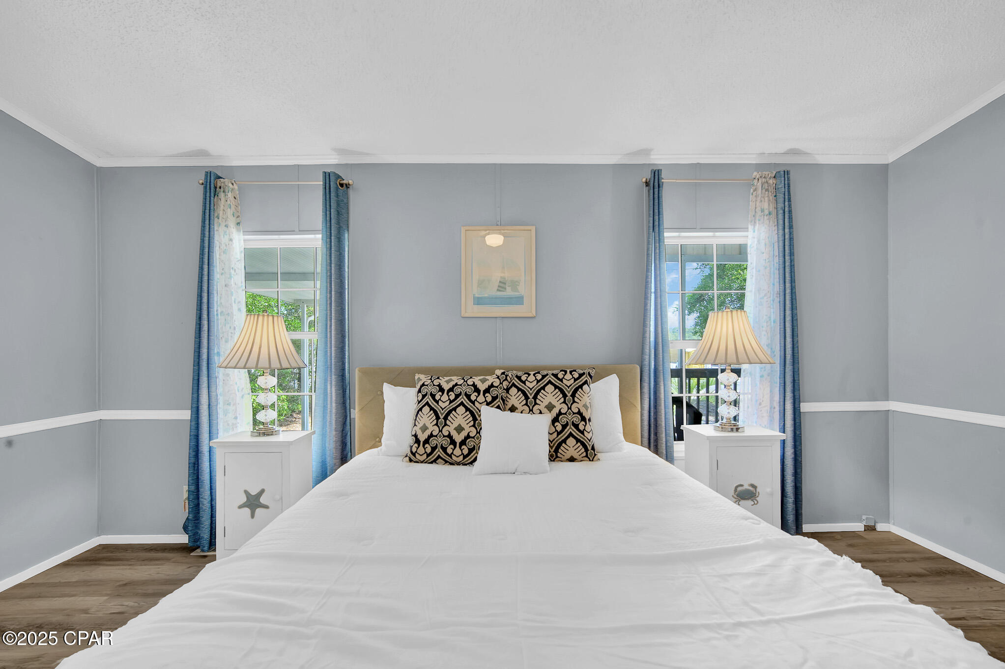 22011 Lakeview Drive