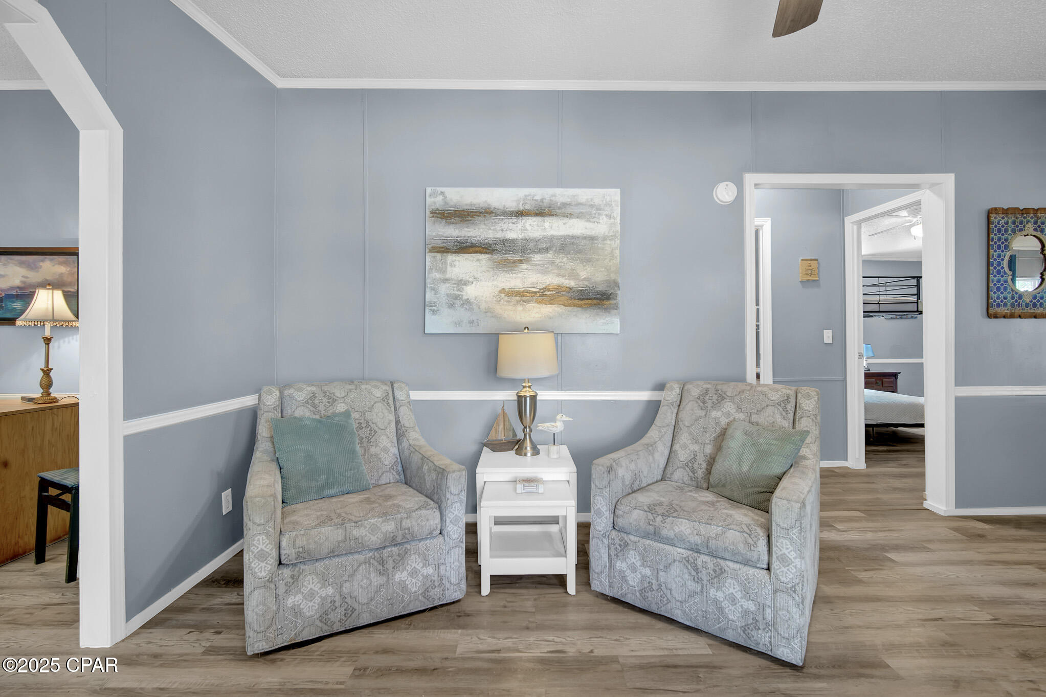 22011 Lakeview Drive