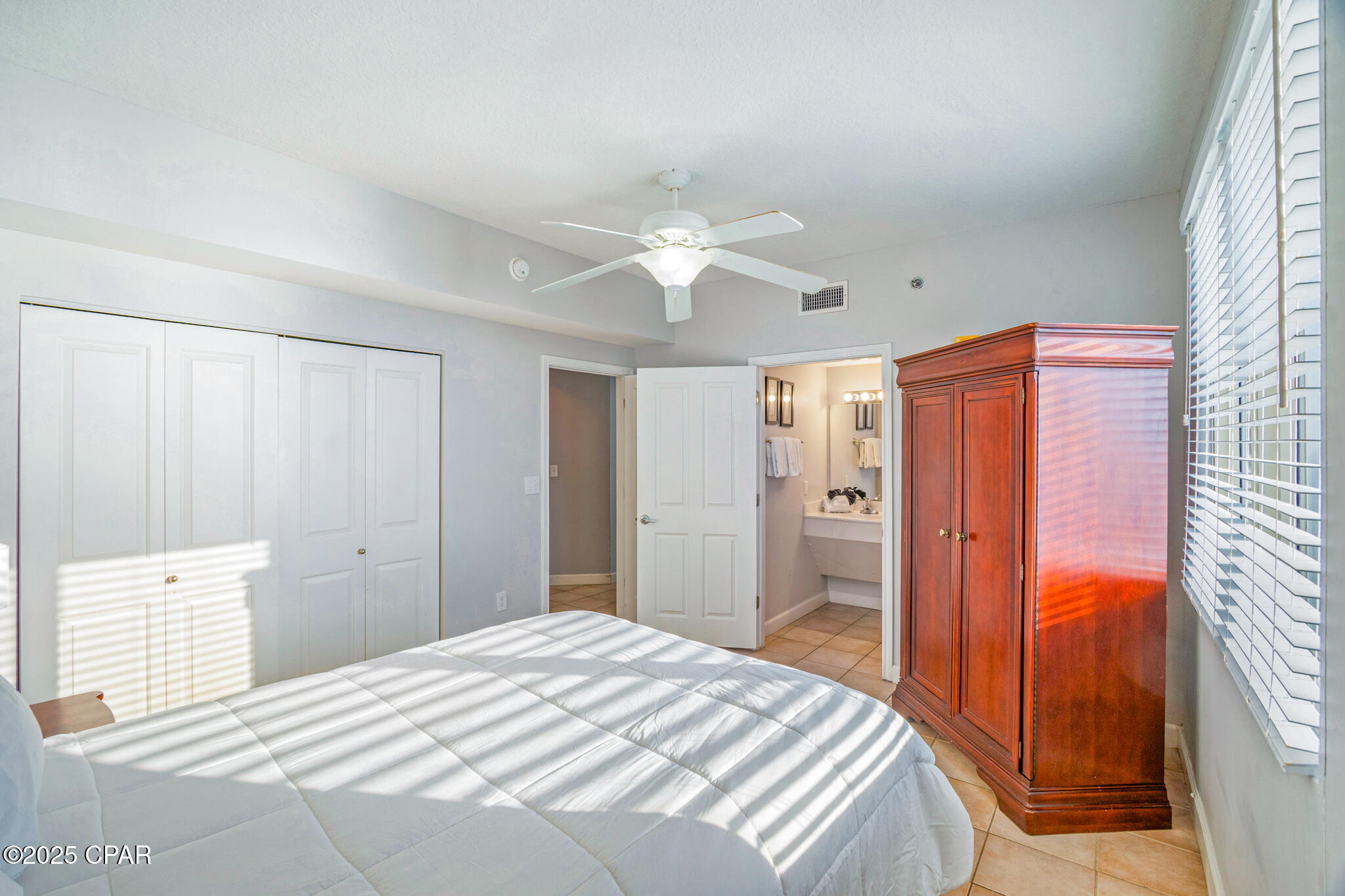 9900 S Thomas Drive 2101