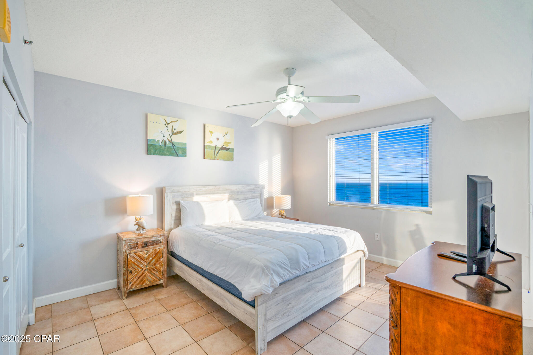 9900 S Thomas Drive 2101