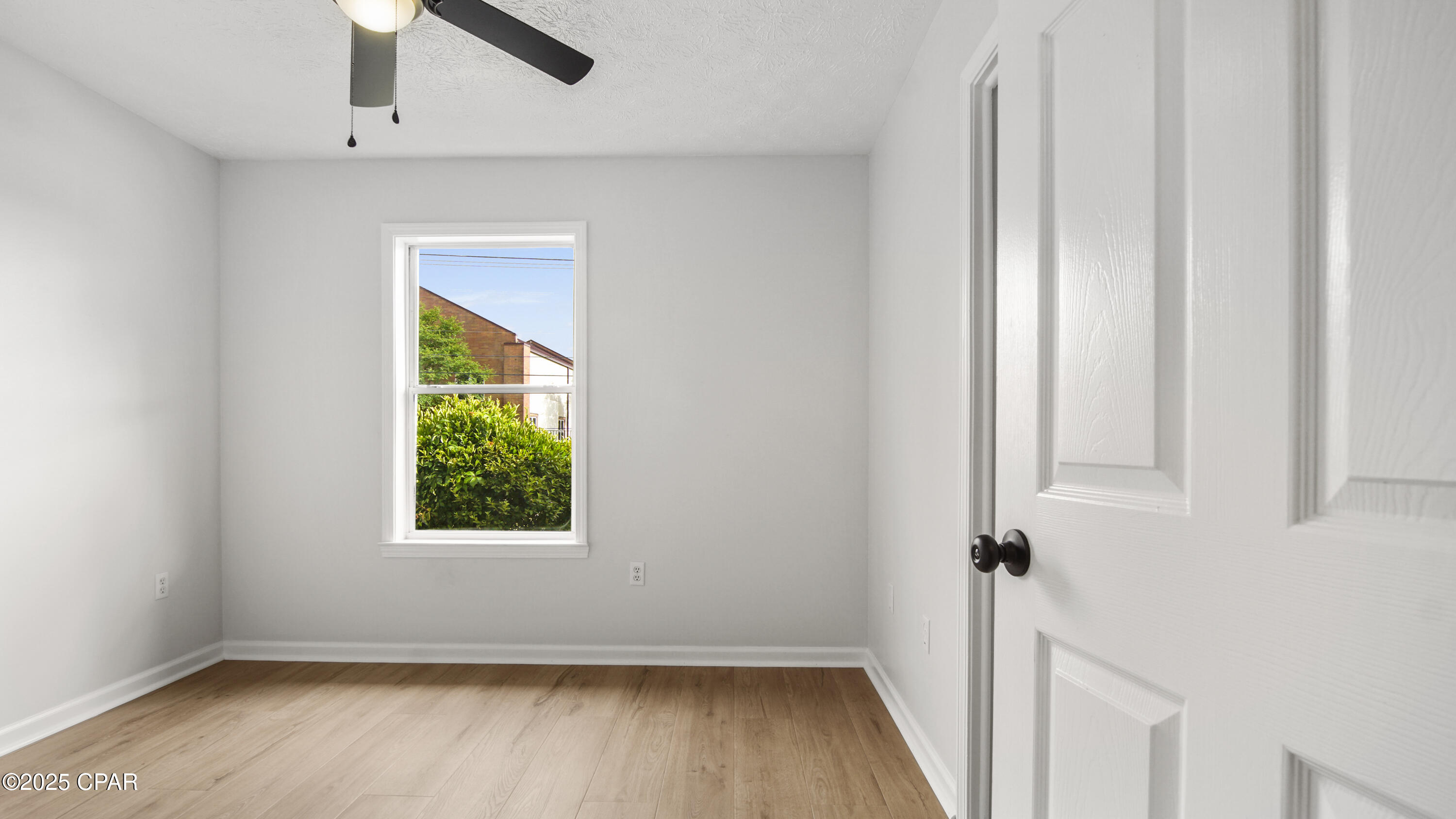 704 W 19th Street