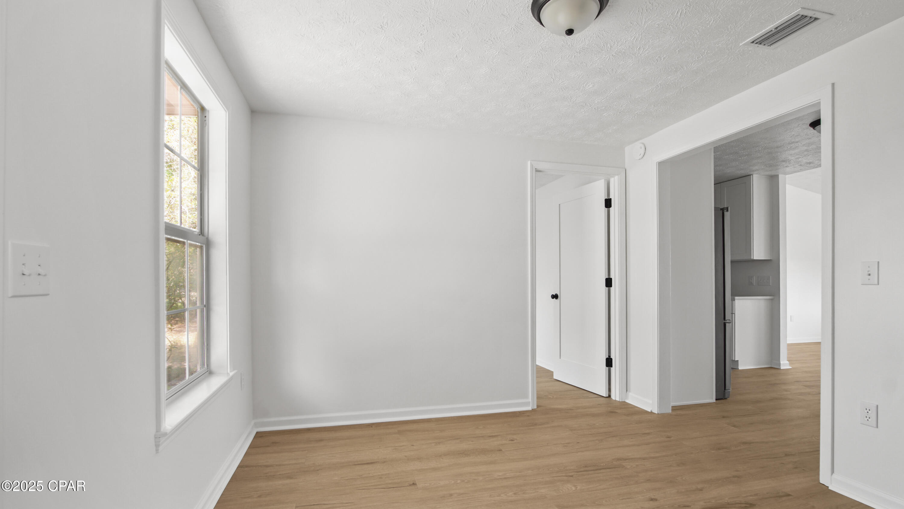 704 W 19th Street