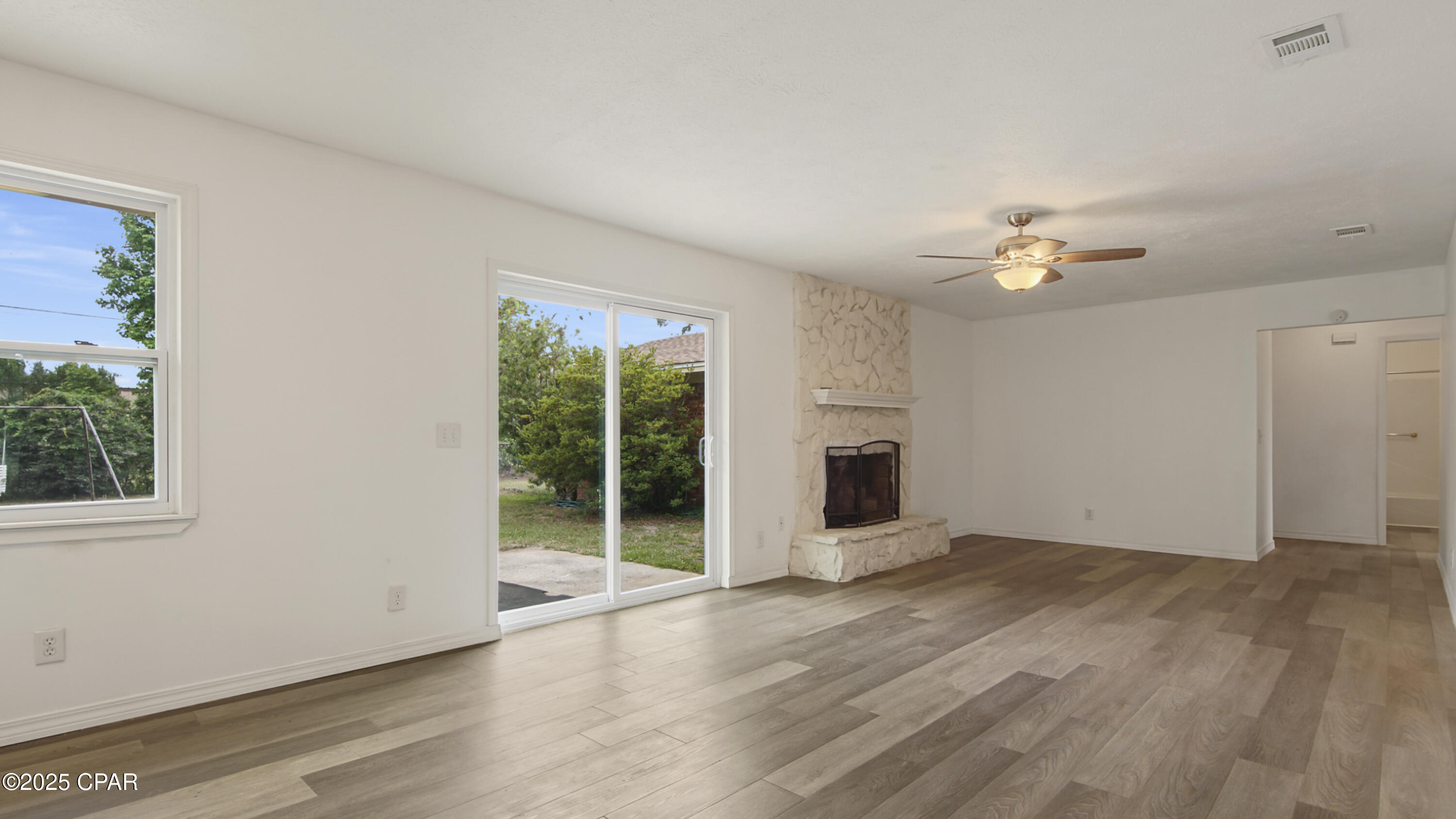 325 Bell Circle