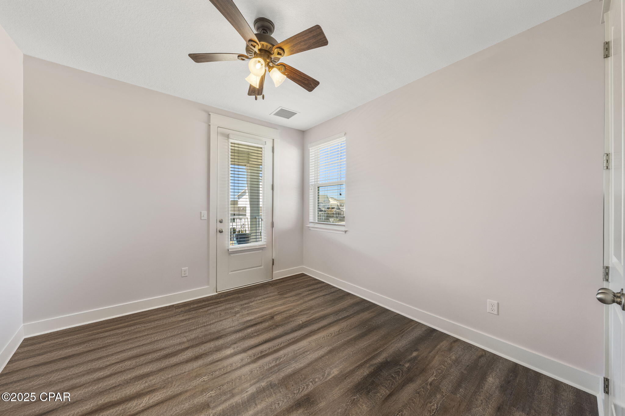 3216 Veranda Avenue
