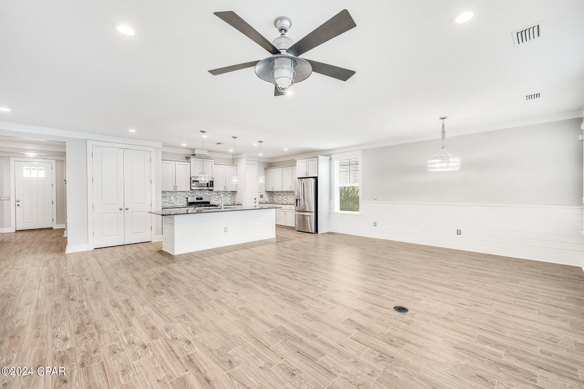 3108 E Heartleaf Avenue