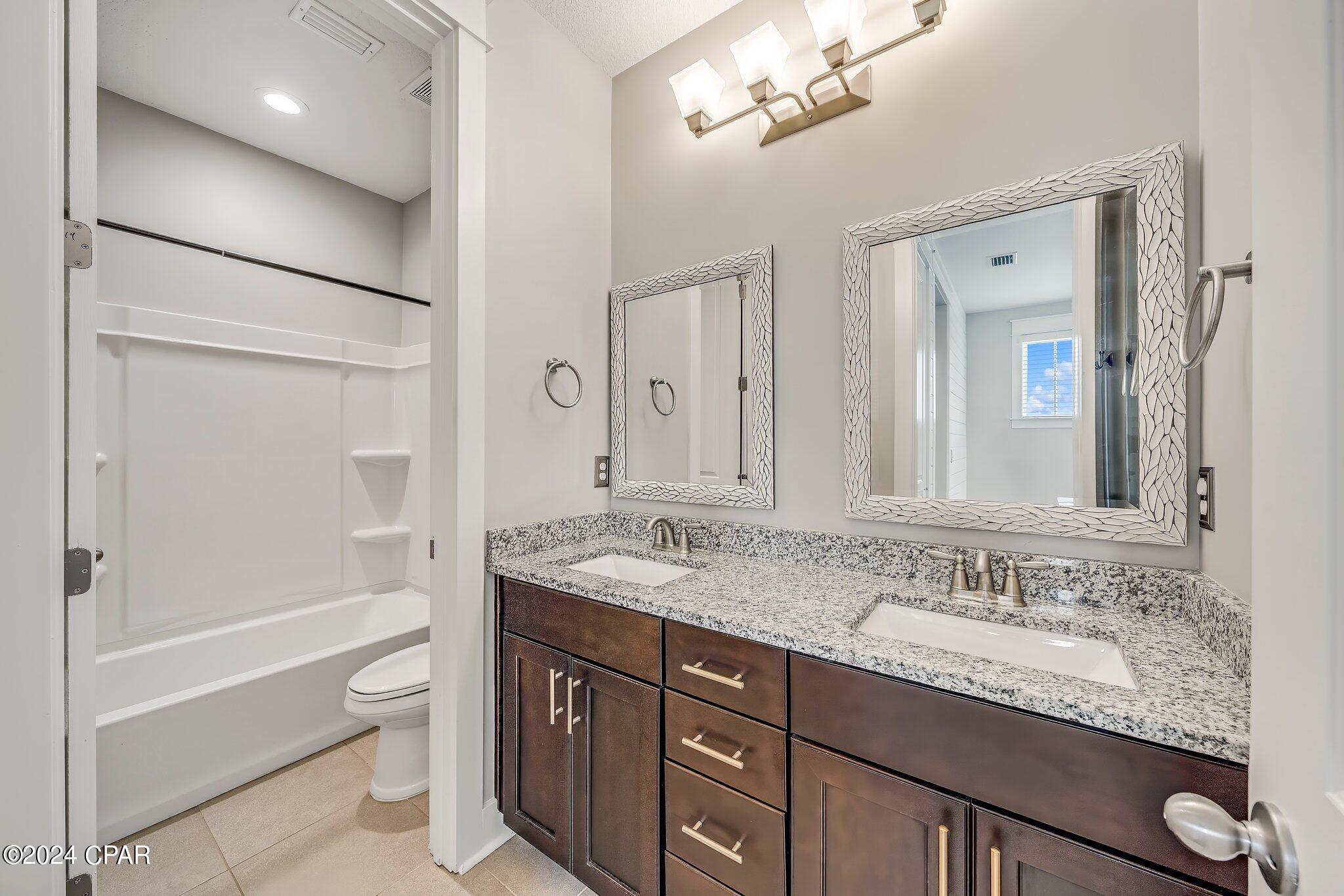 3108 E Heartleaf Avenue