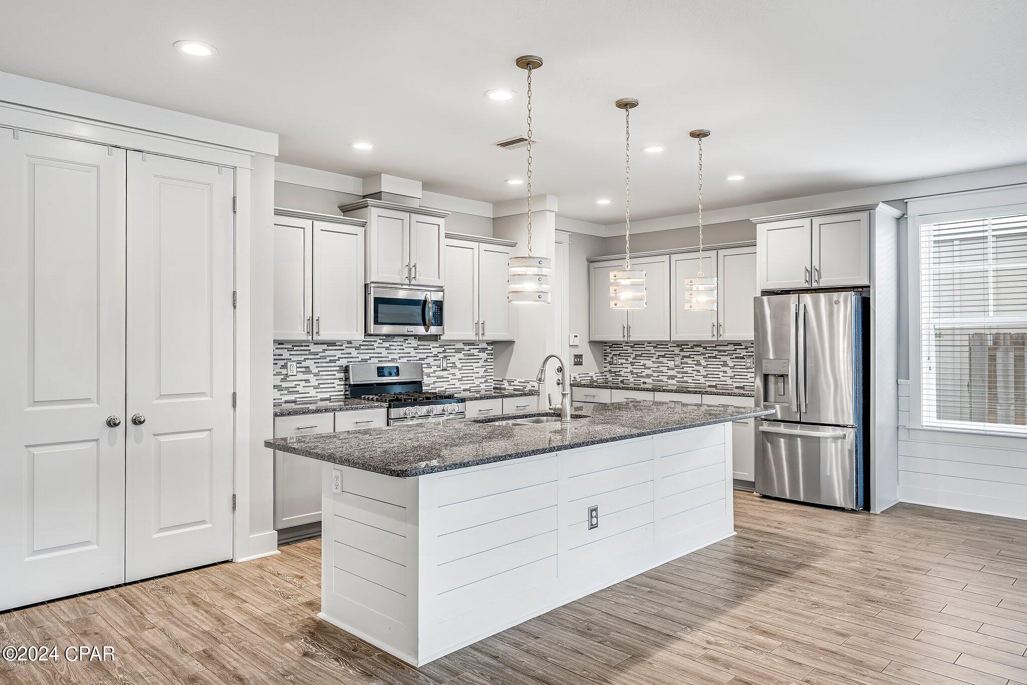 3108 E Heartleaf Avenue