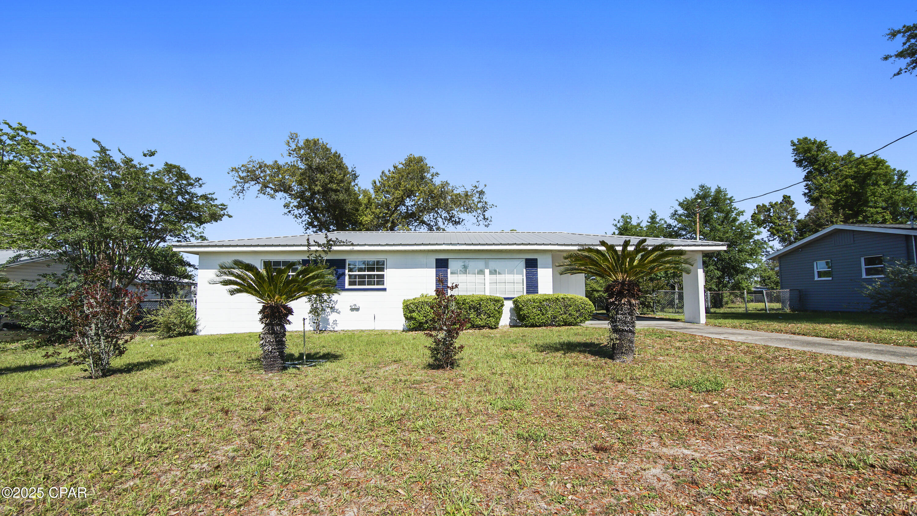 209 S Gay Avenue