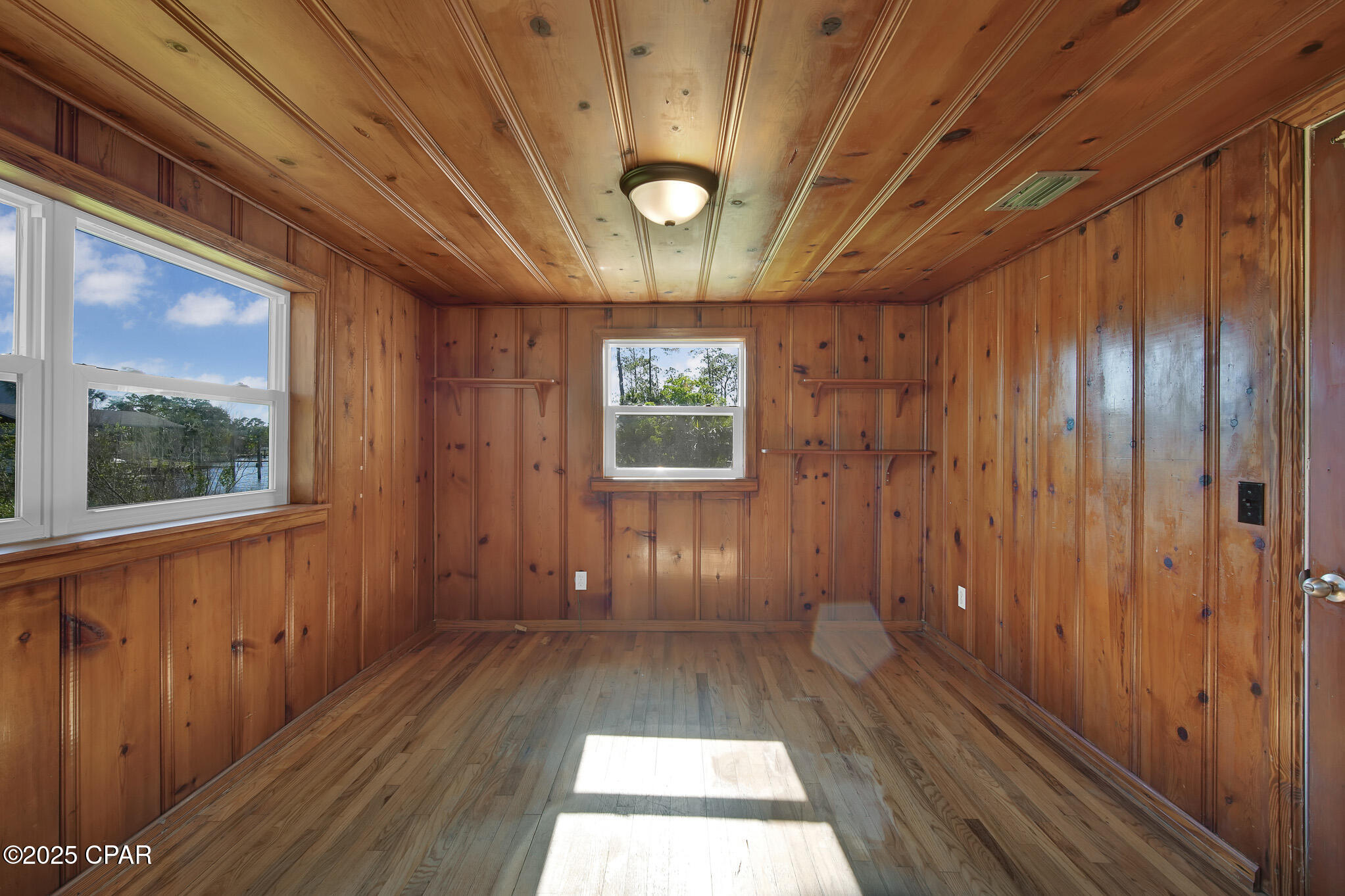 616 Carolina Avenue