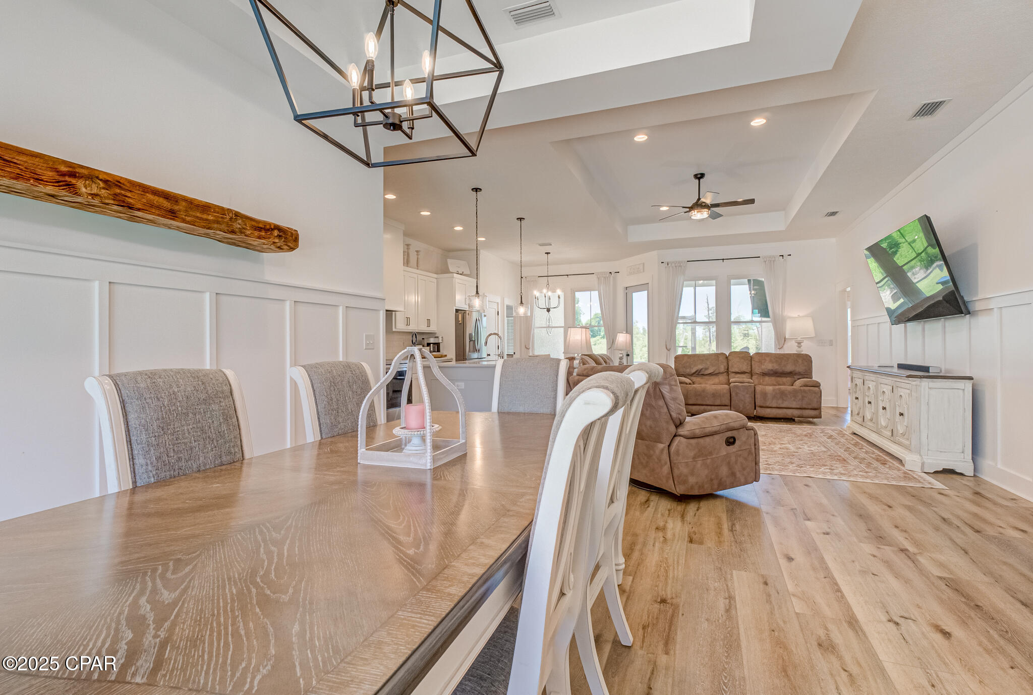 3917 Sandpine Way
