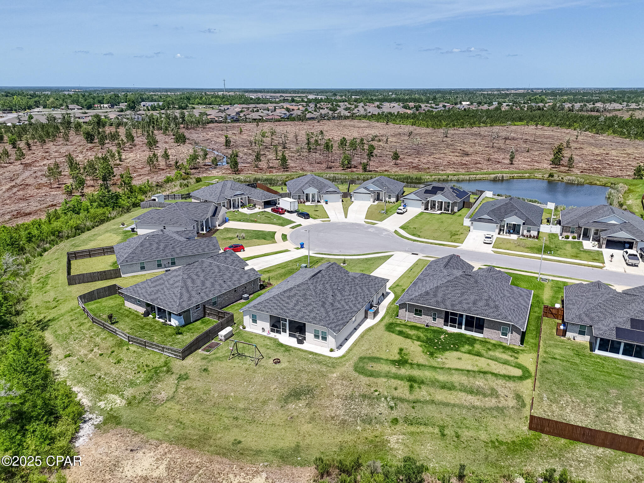 3917 Sandpine Way