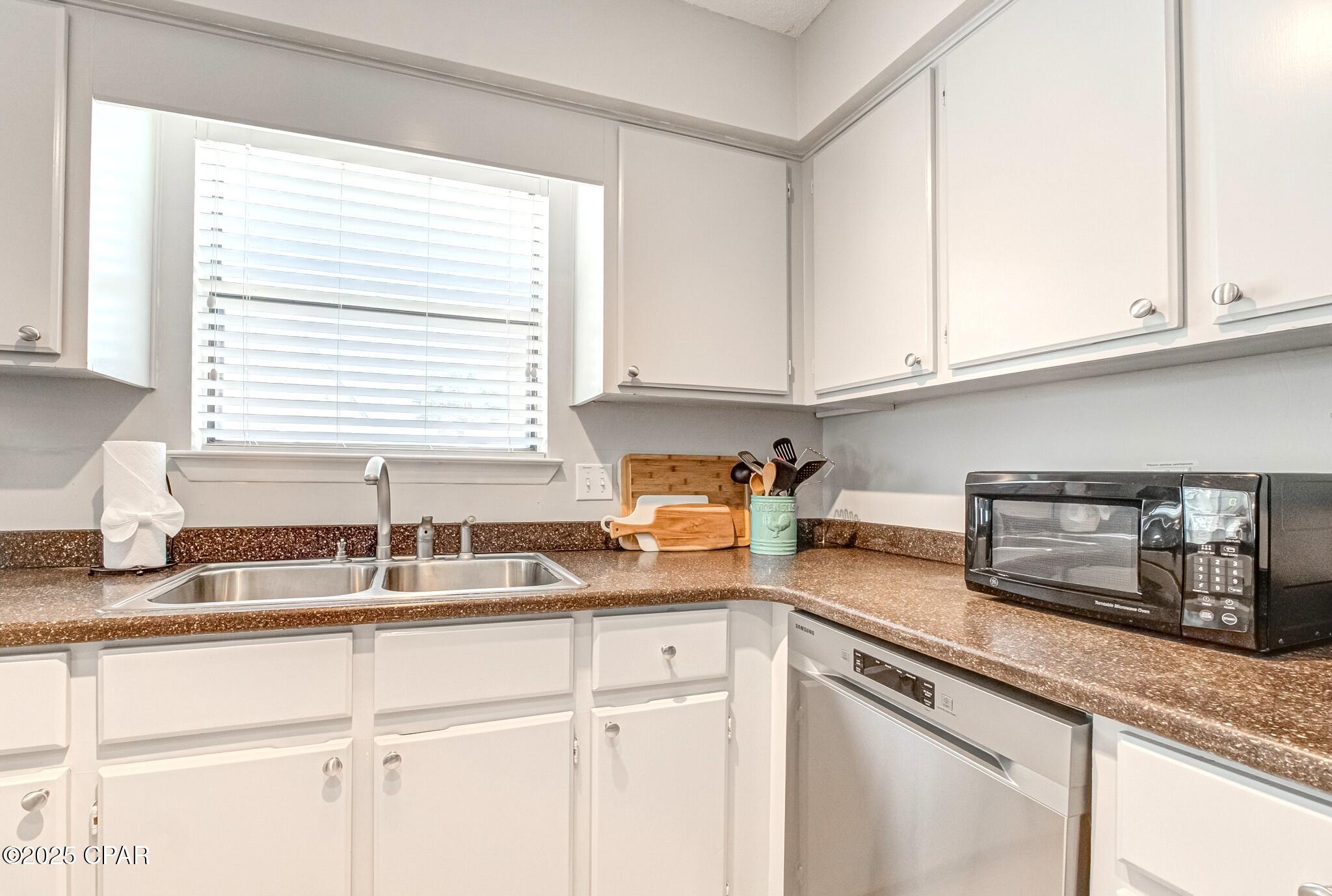 133 Southfields Road C