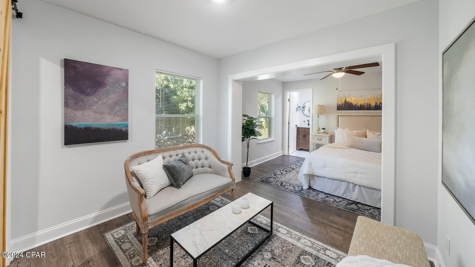 300 N Cove Boulevard