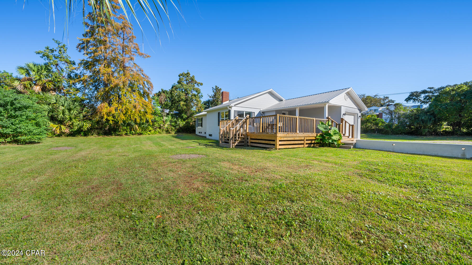 300 N Cove Boulevard