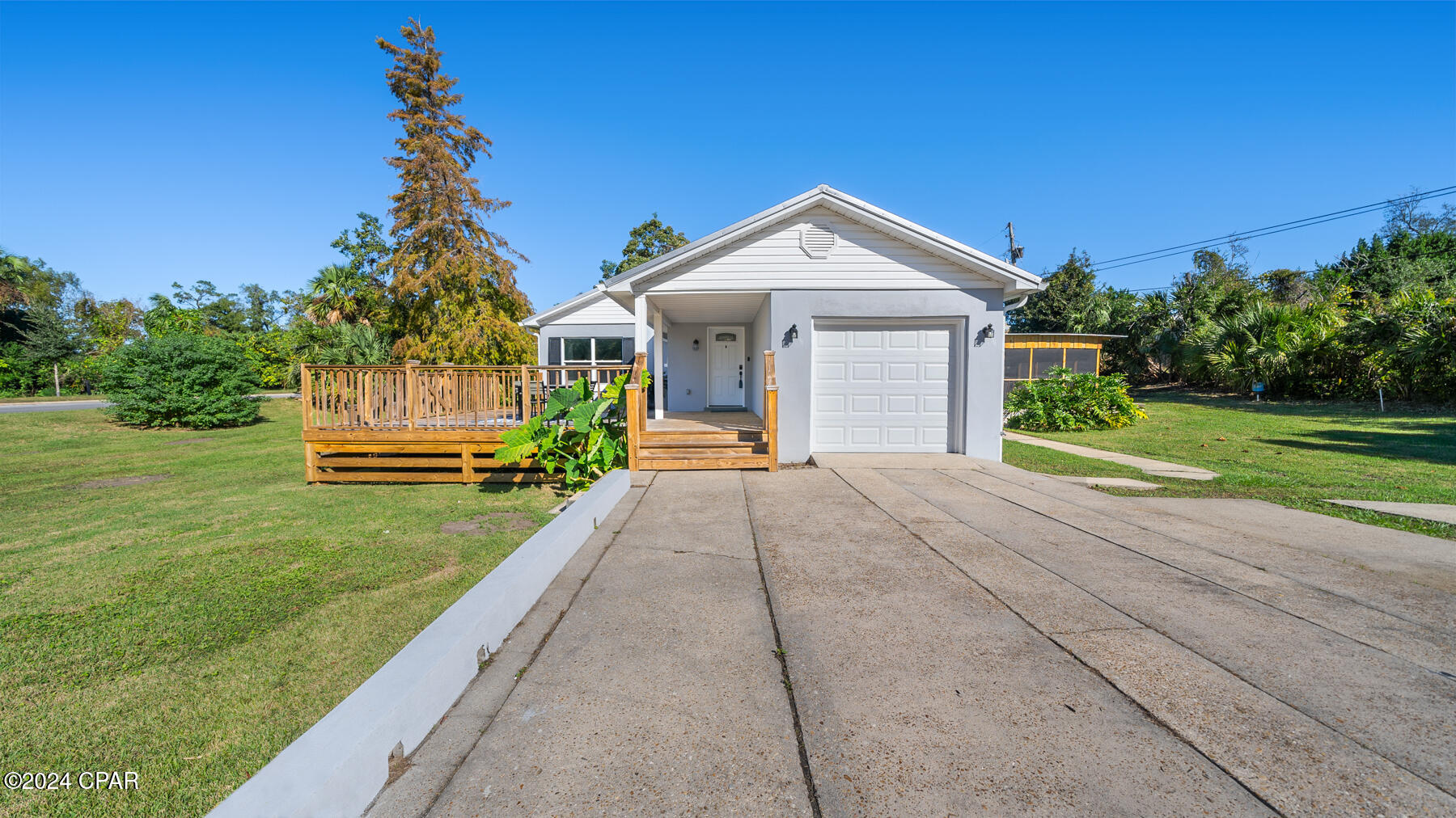 300 N Cove Boulevard