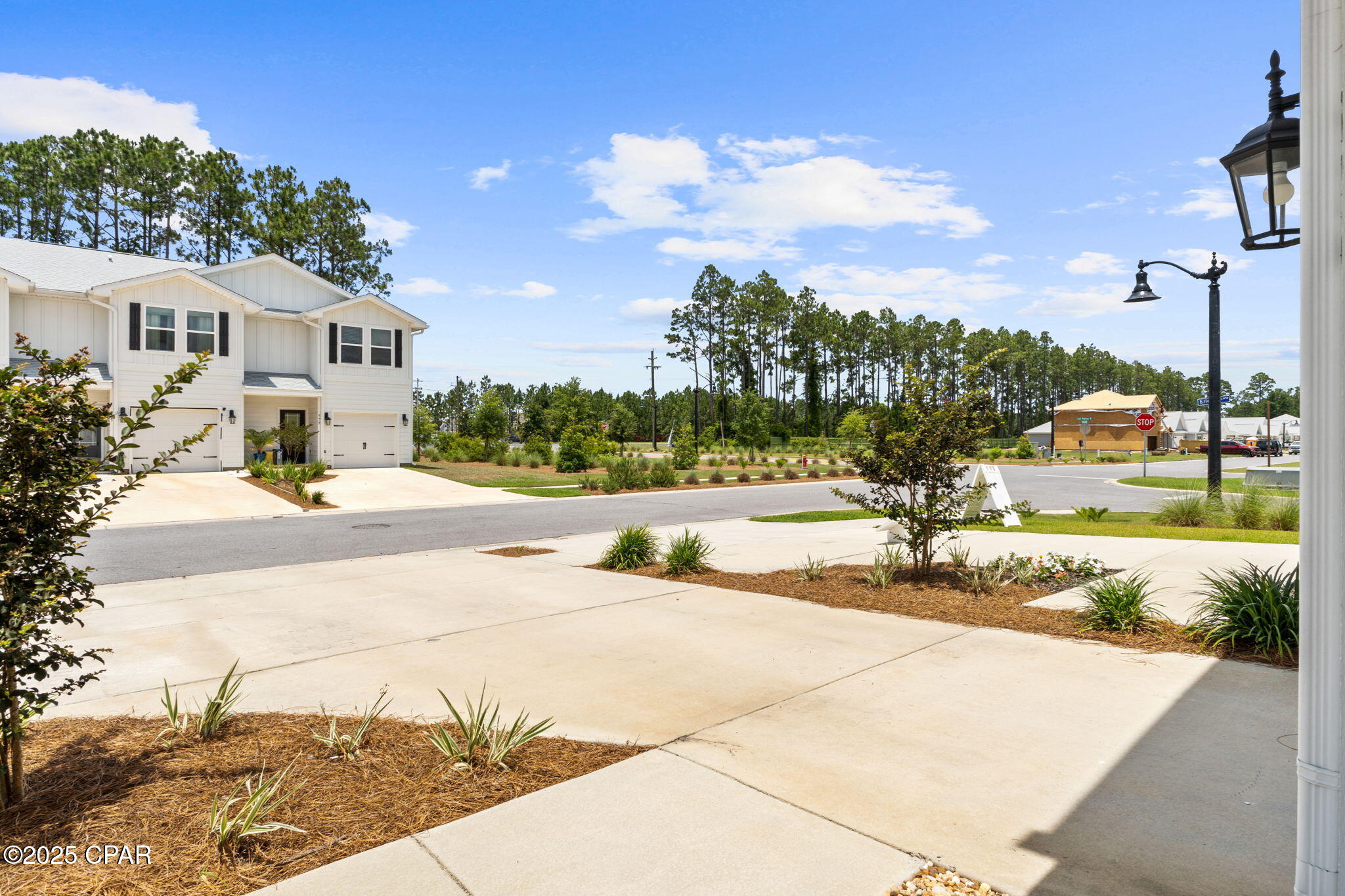 576 Melrose Way