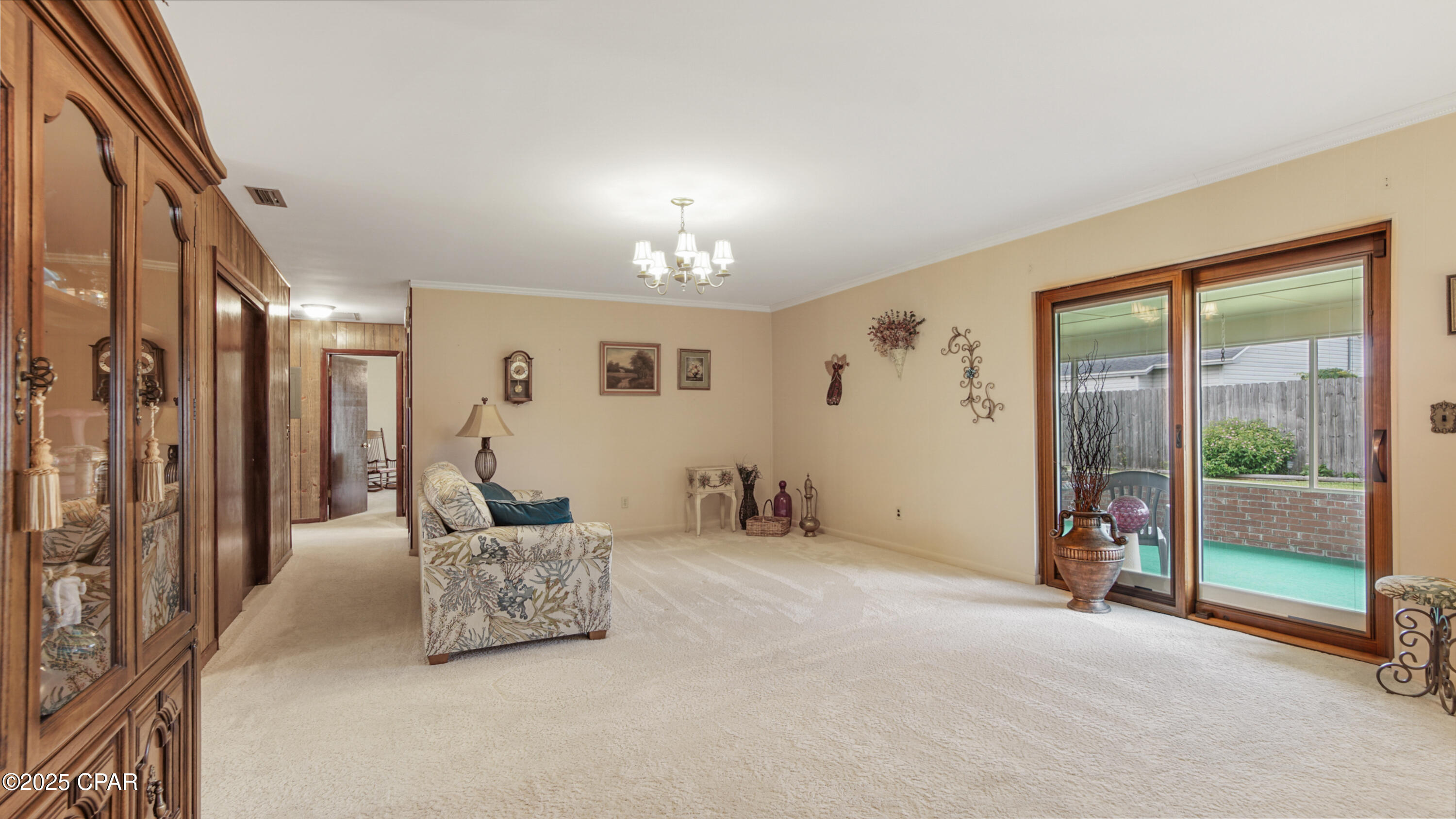 6425 Hiwassee Street