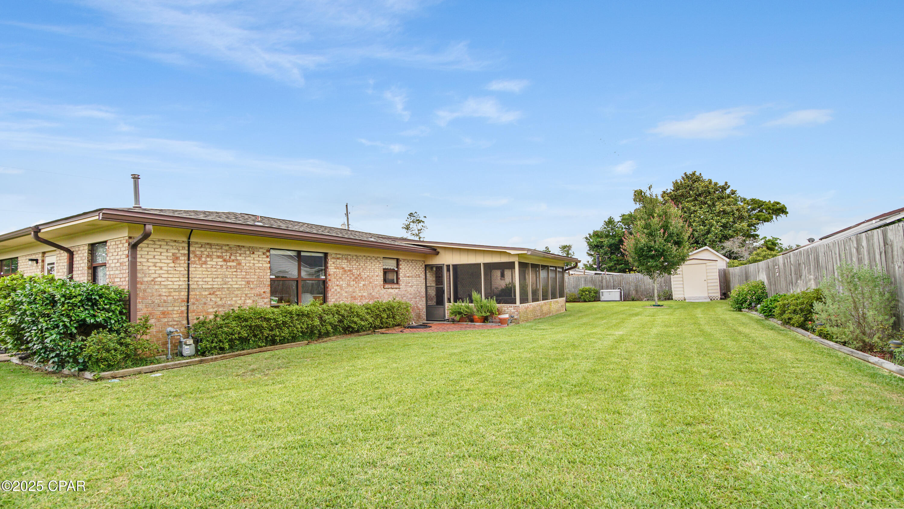 6425 Hiwassee Street