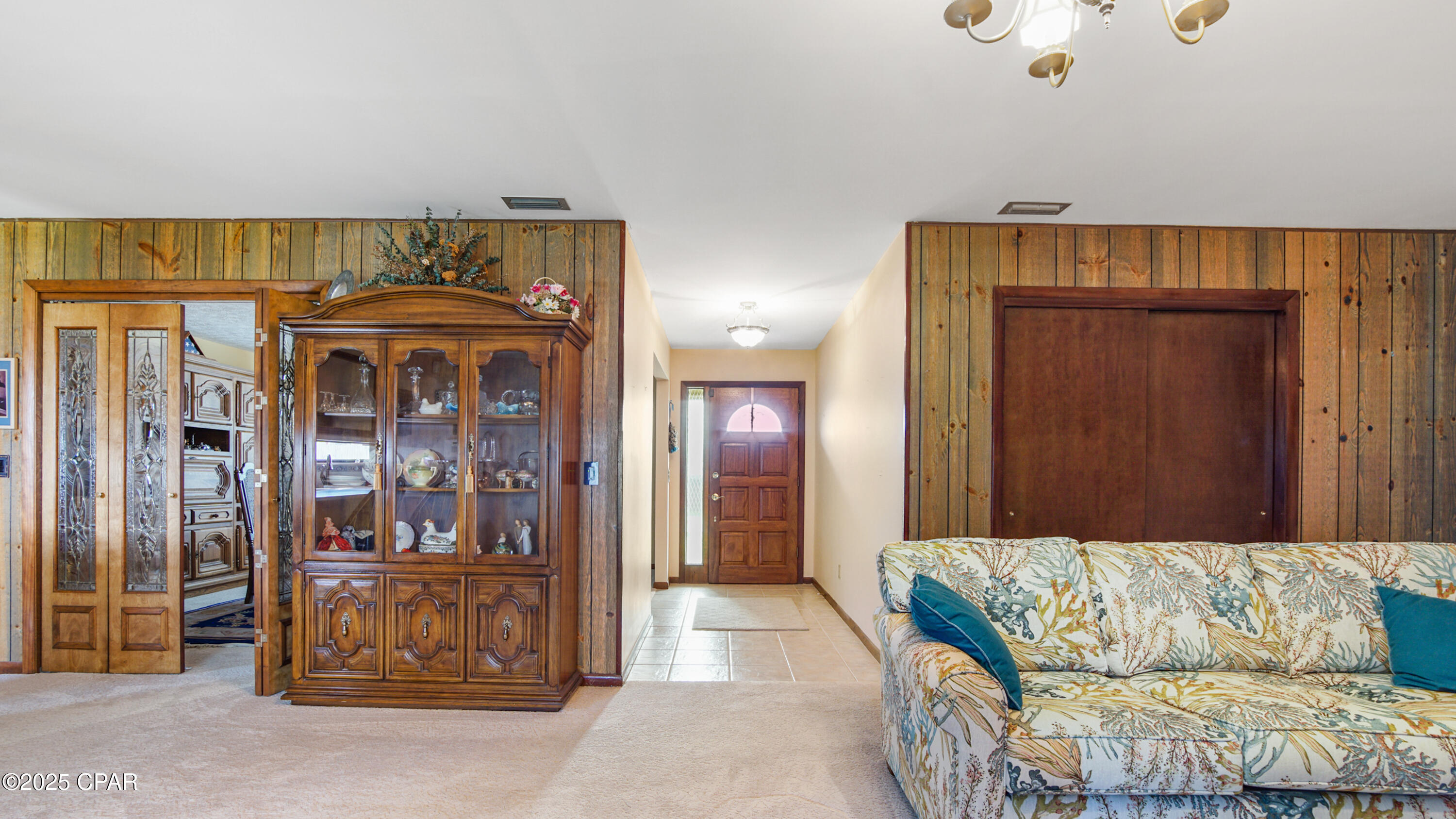 6425 Hiwassee Street