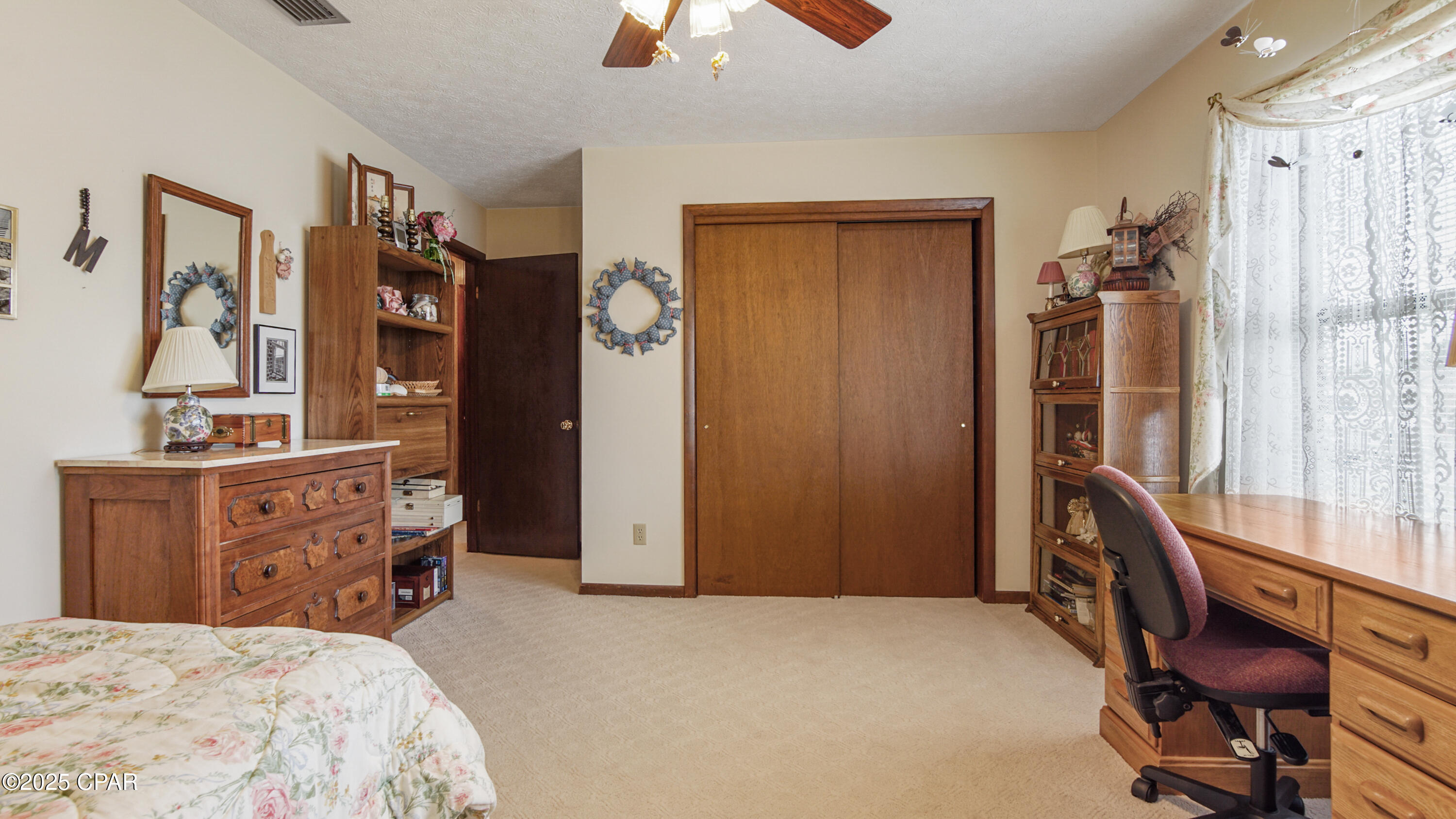 6425 Hiwassee Street