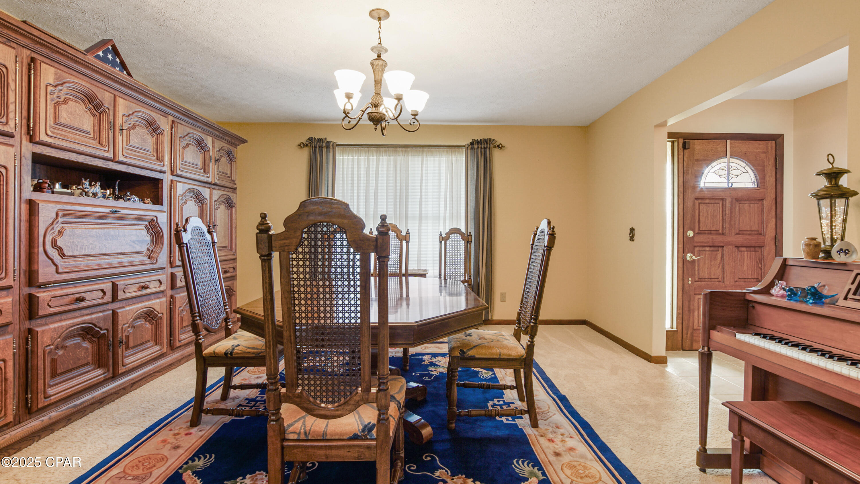 6425 Hiwassee Street