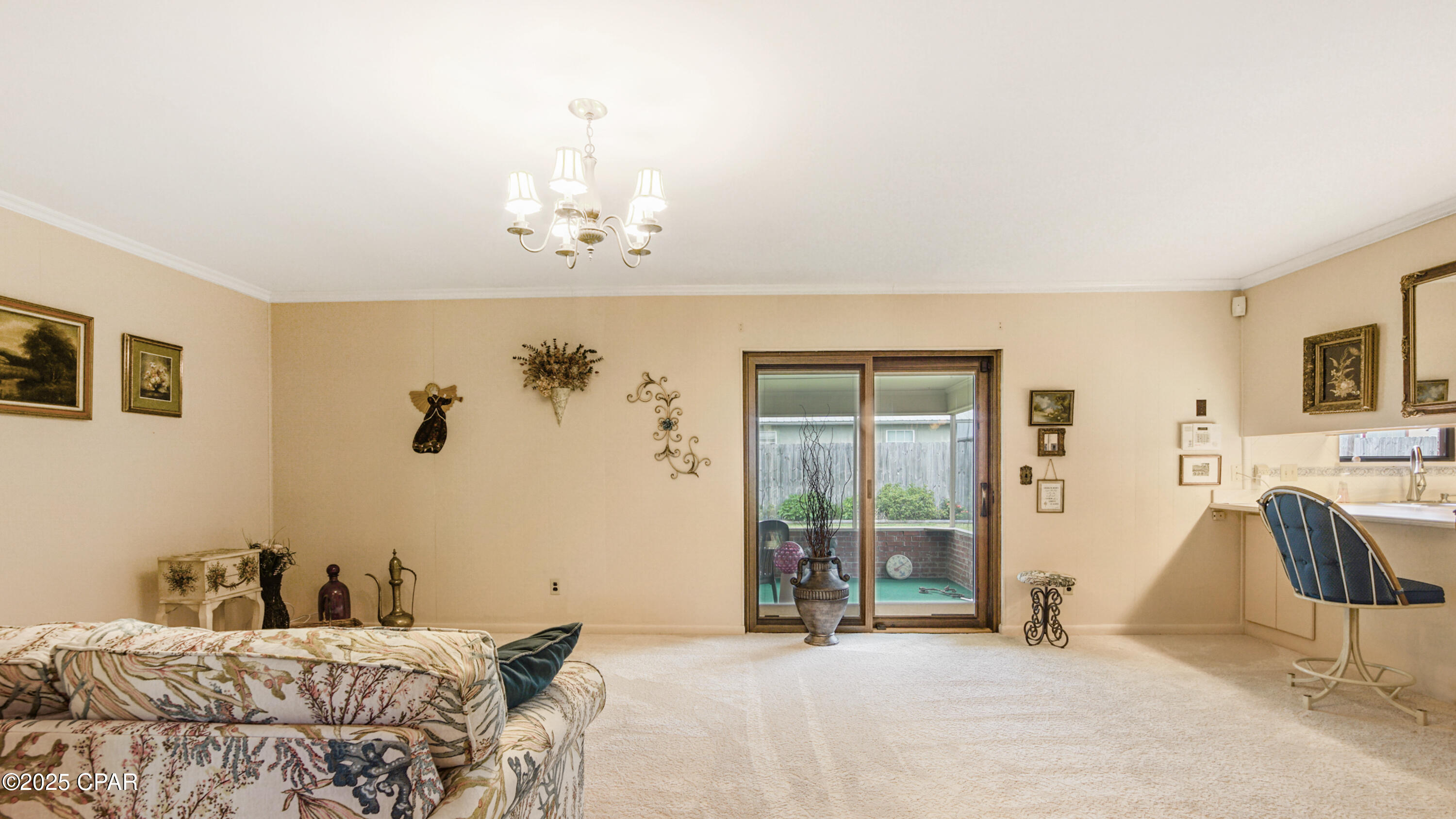 6425 Hiwassee Street