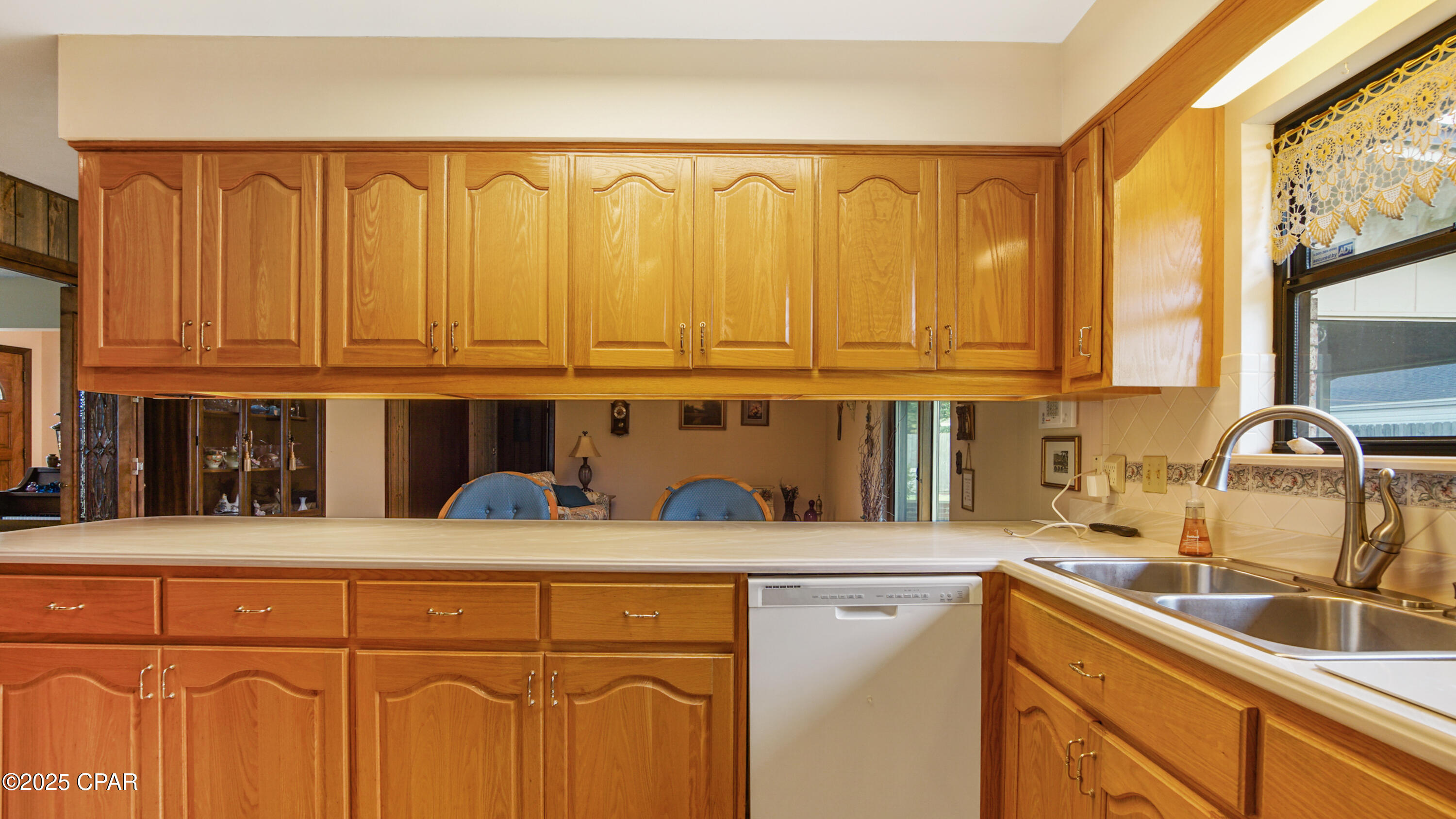 6425 Hiwassee Street