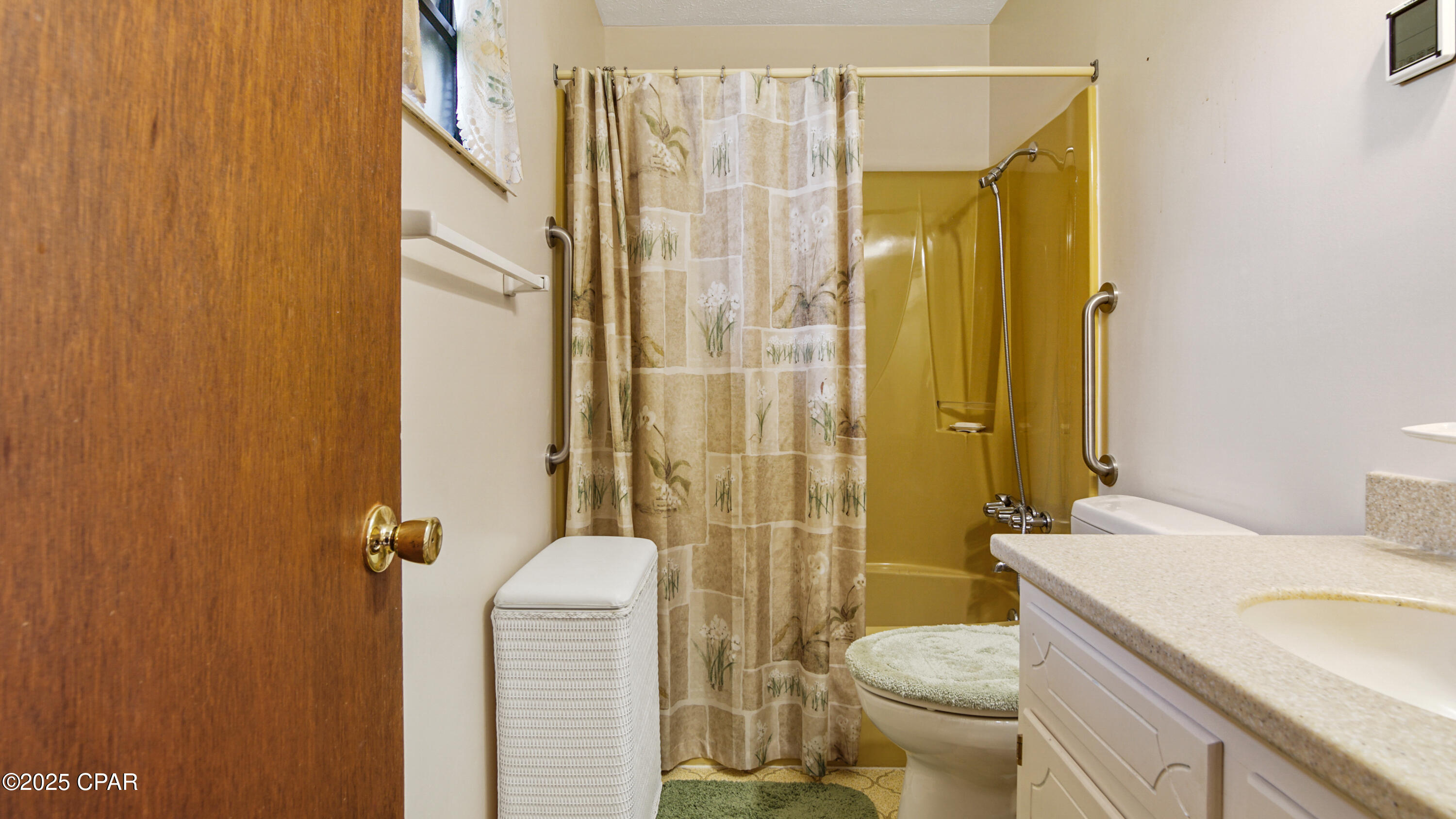 6425 Hiwassee Street