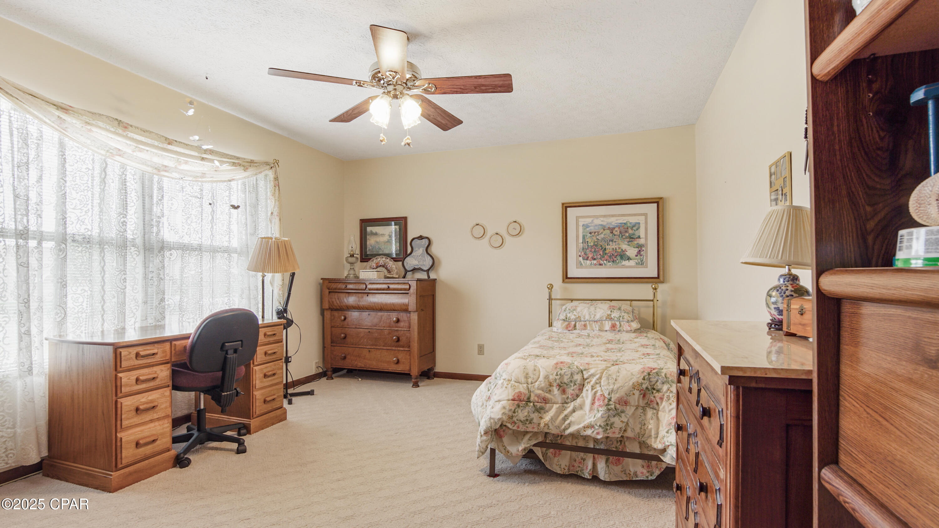 6425 Hiwassee Street