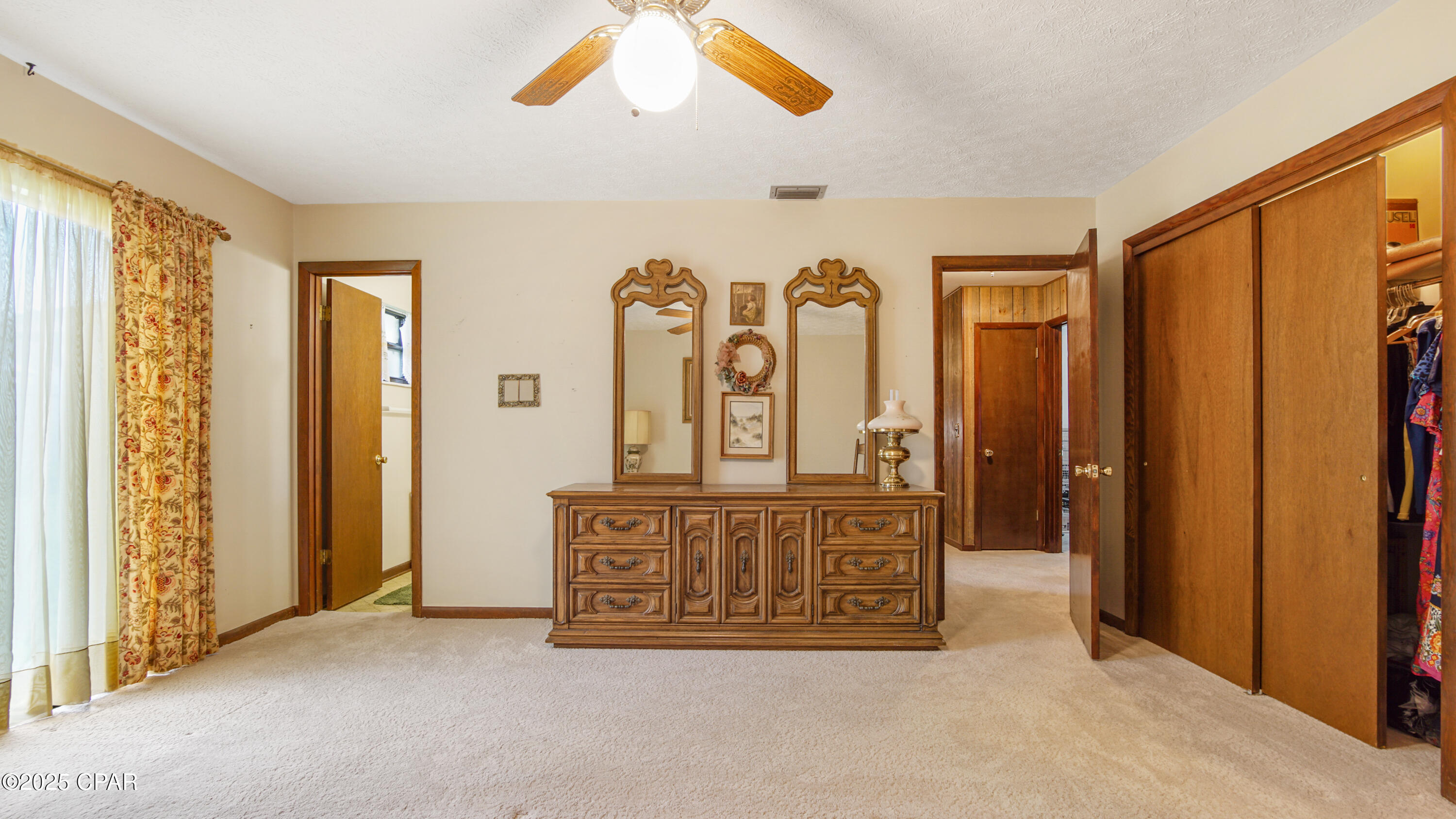 6425 Hiwassee Street