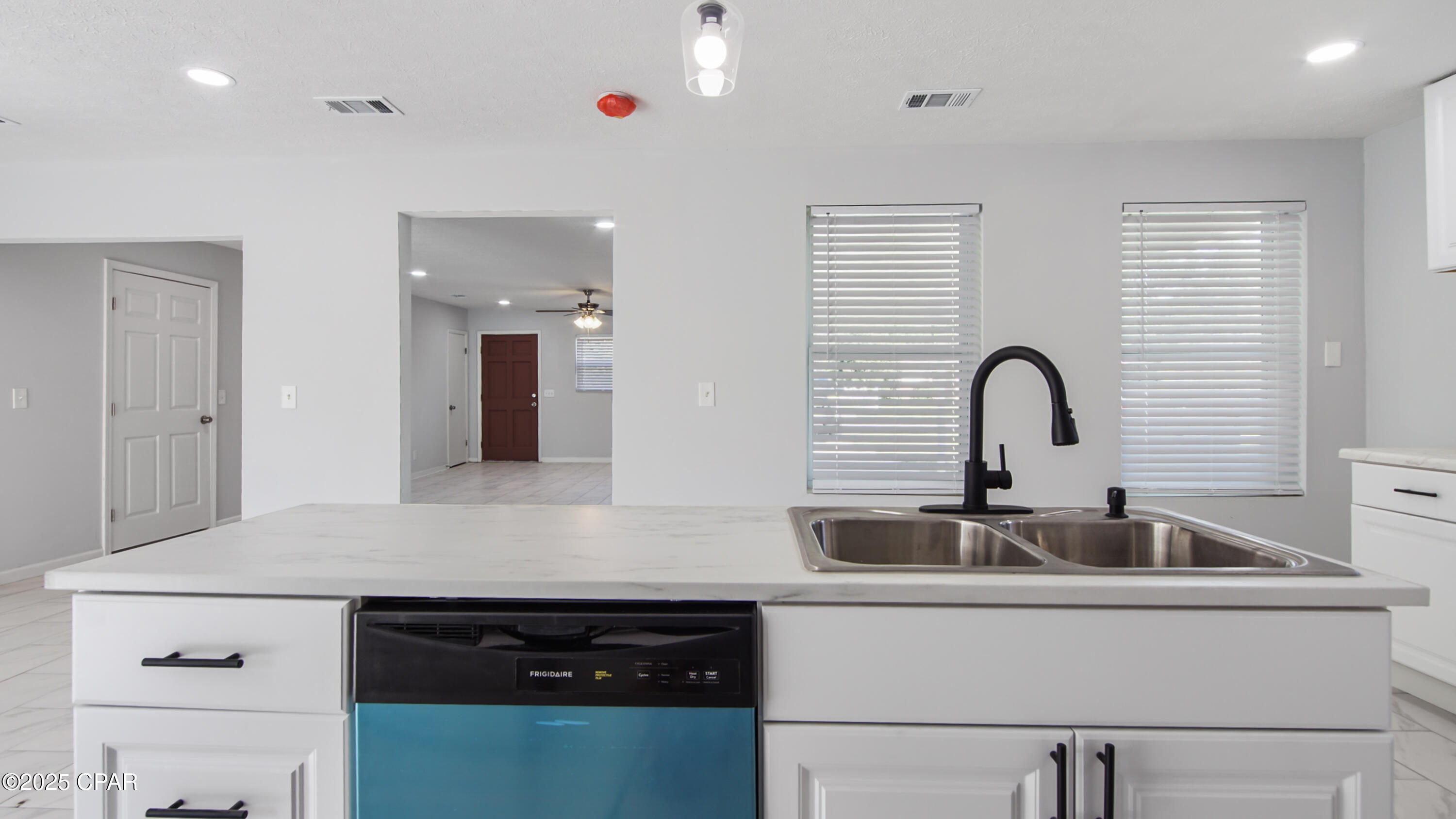 1613 Friendship Avenue