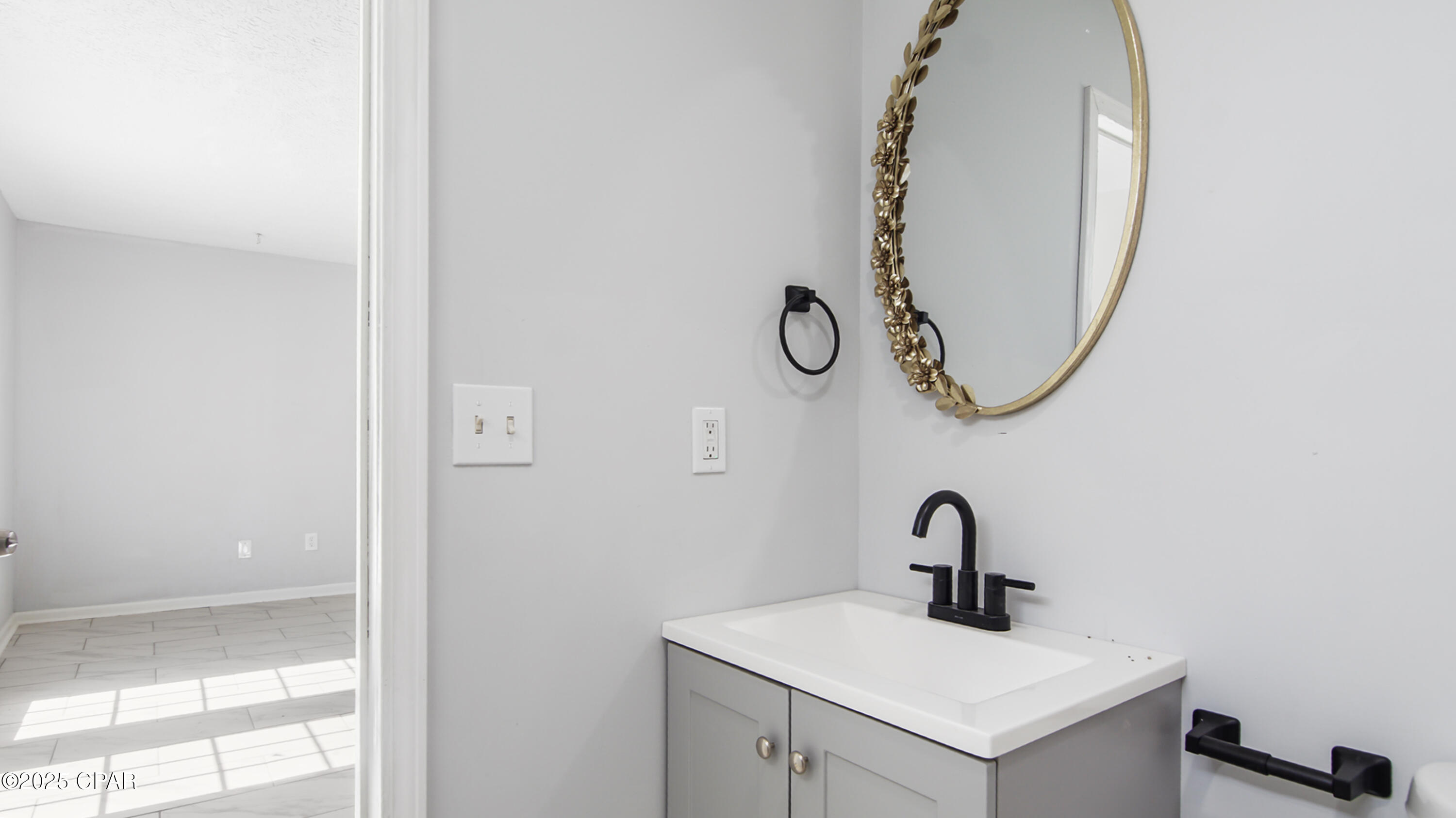 1613 Friendship Avenue