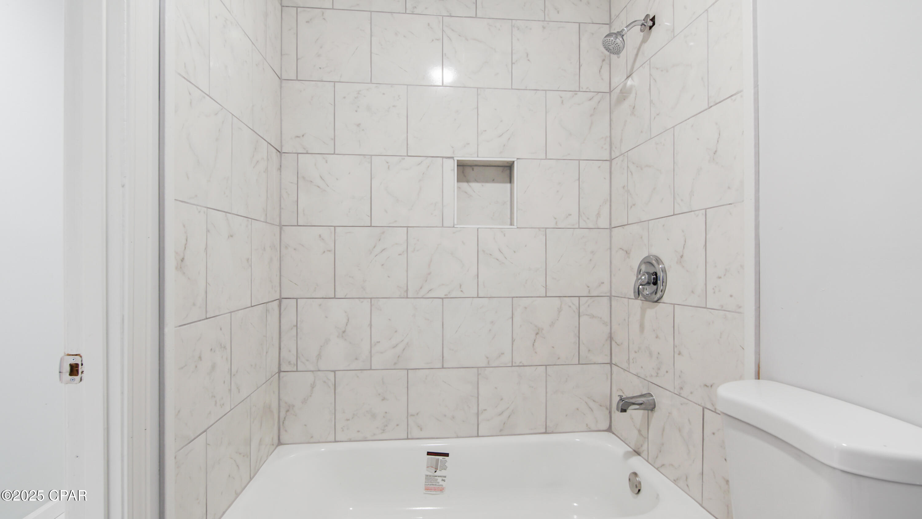 1613 Friendship Avenue