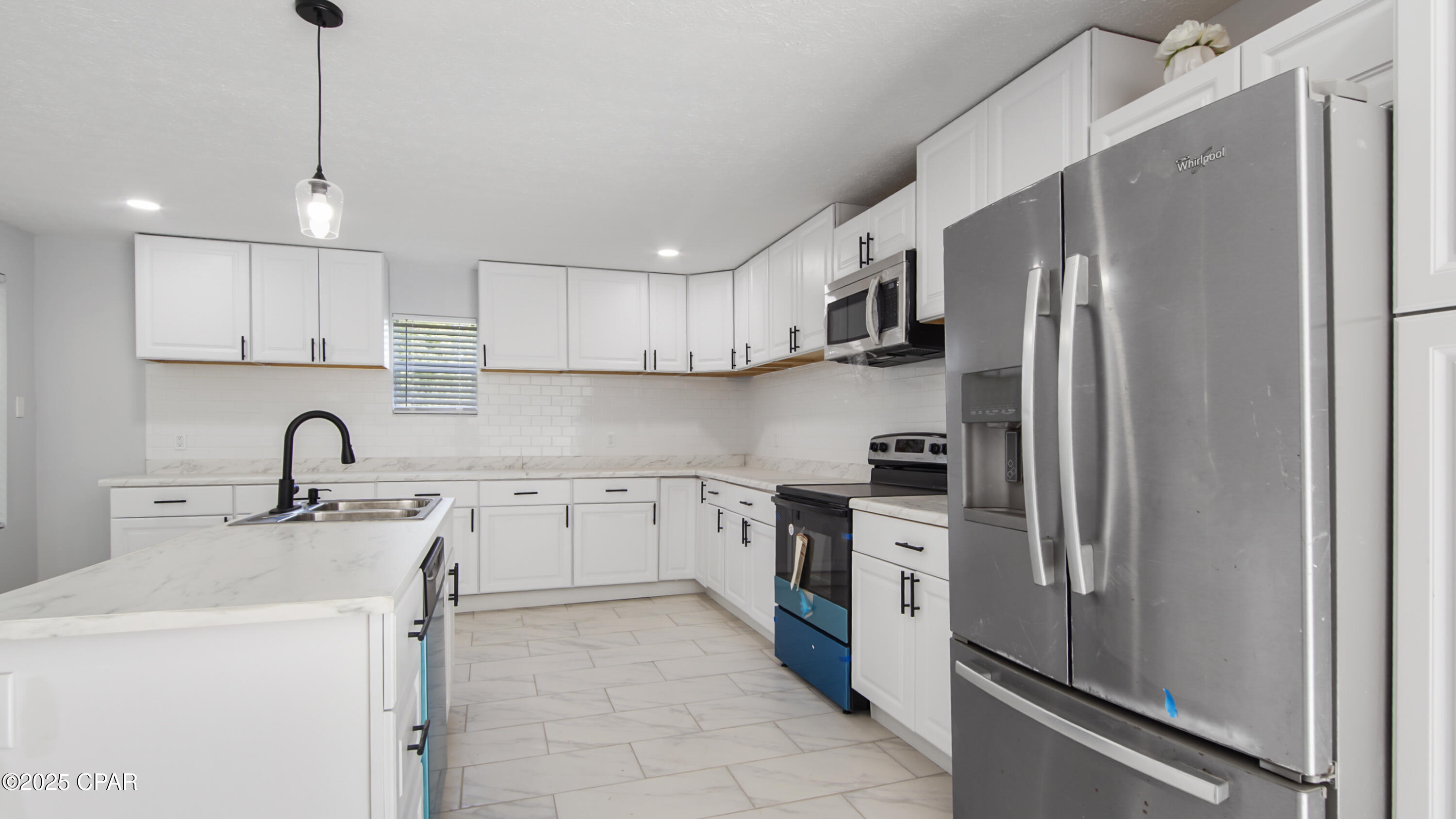 1613 Friendship Avenue