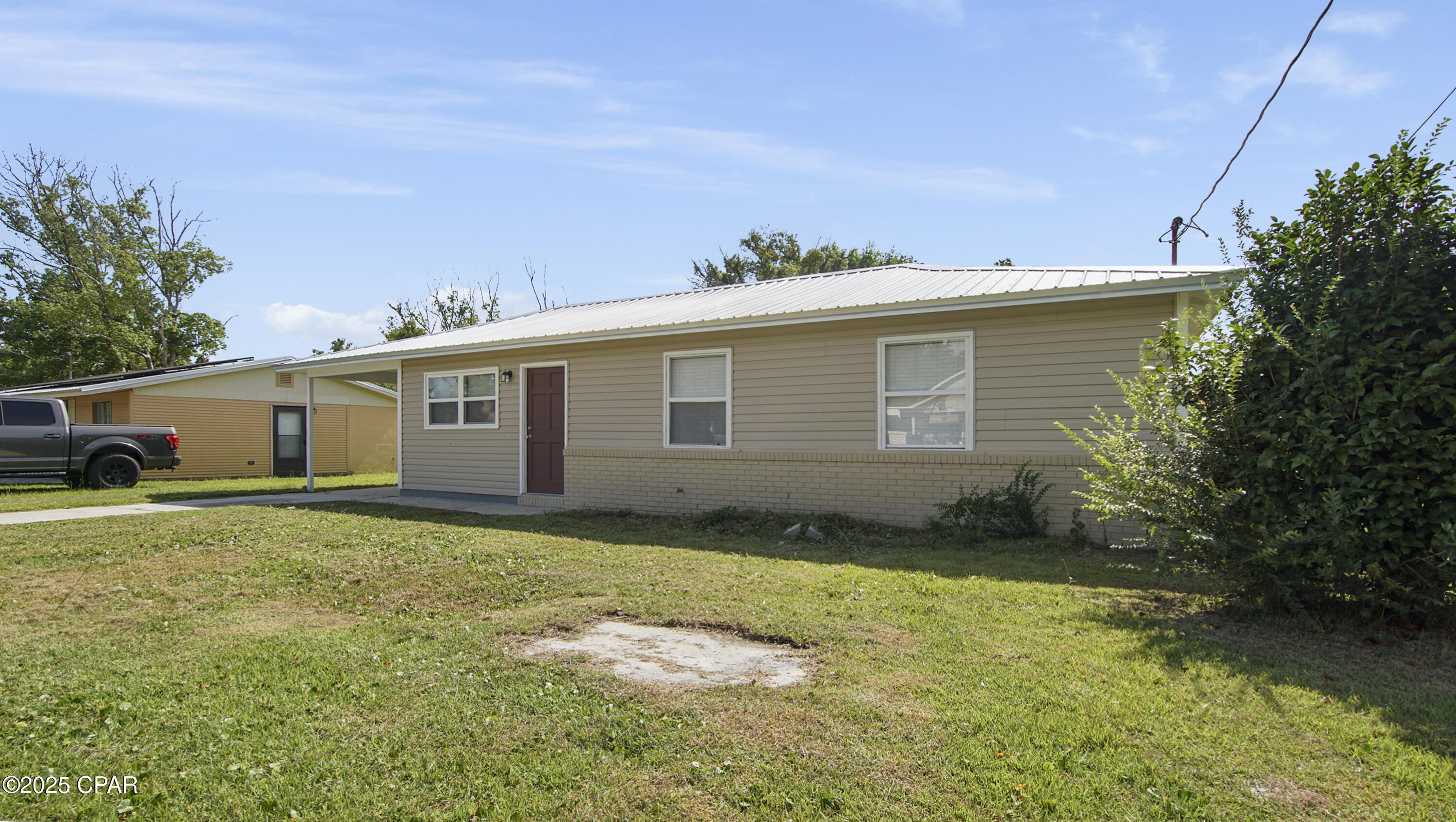 1613 Friendship Avenue