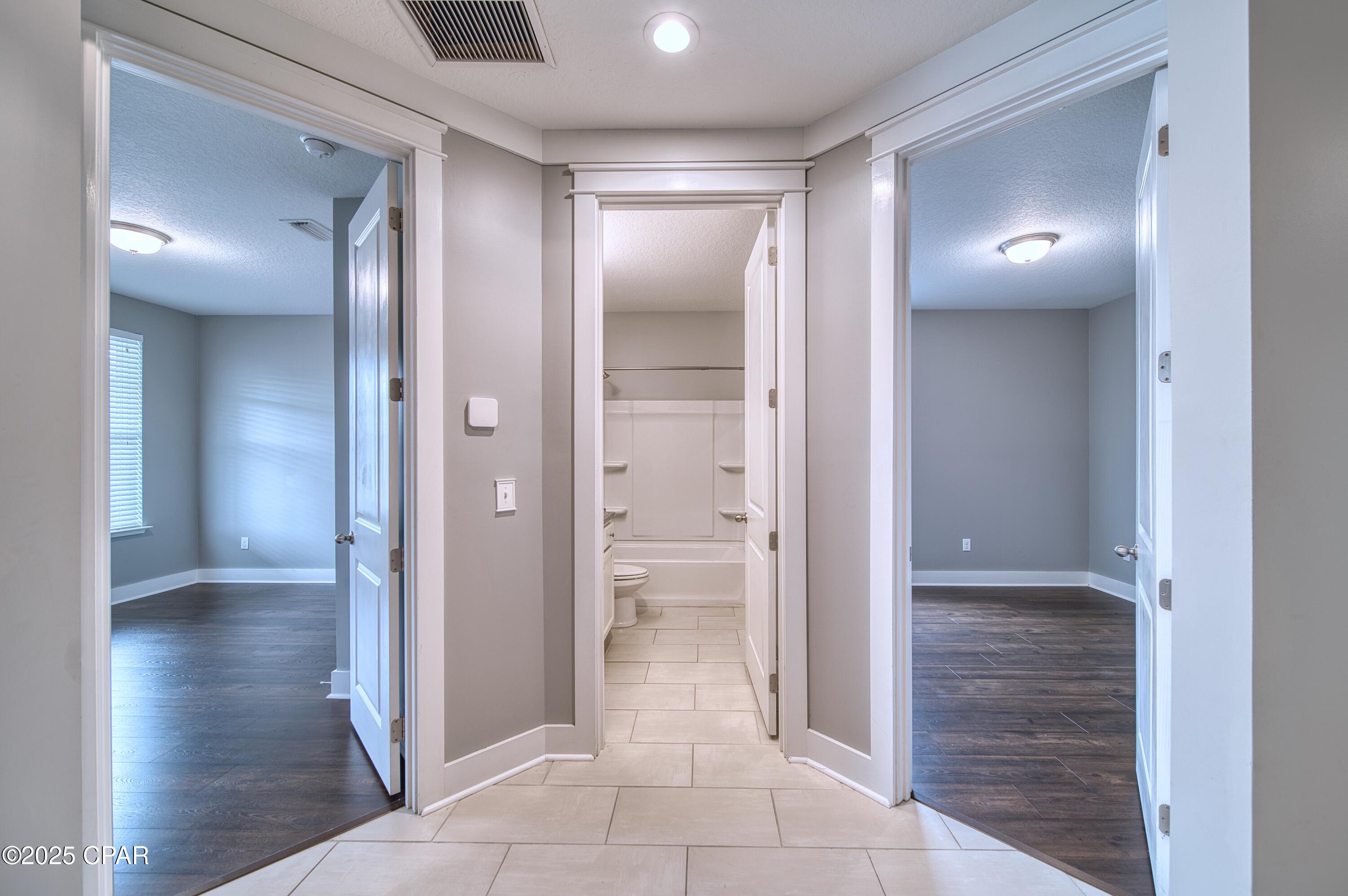 3113 E Heartleaf Avenue