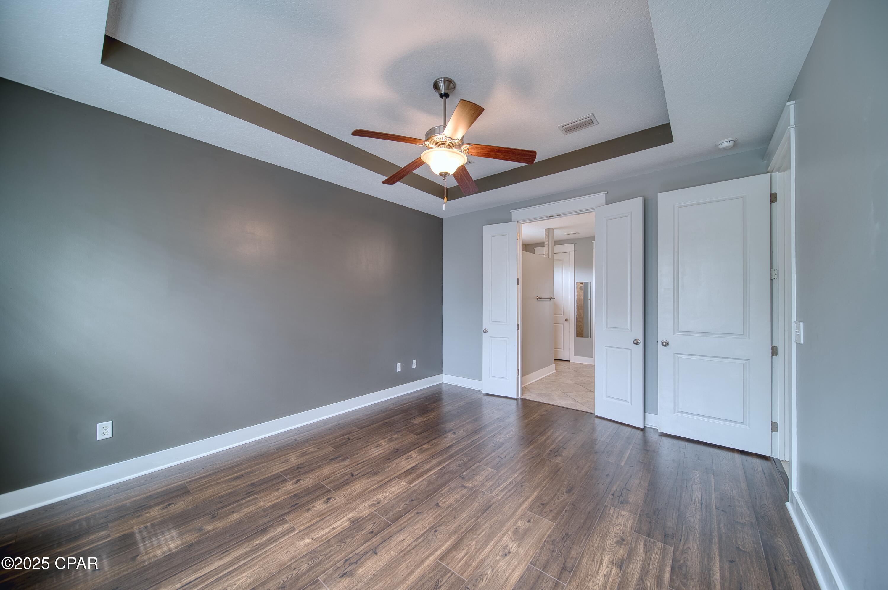 3113 E Heartleaf Avenue